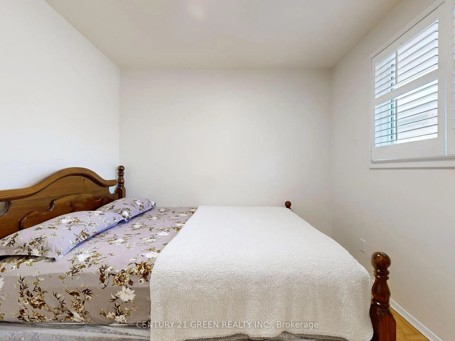 Photo 17 of 591 Dogwood Lane, Waterloo, Lakeshore Village — HOMEH