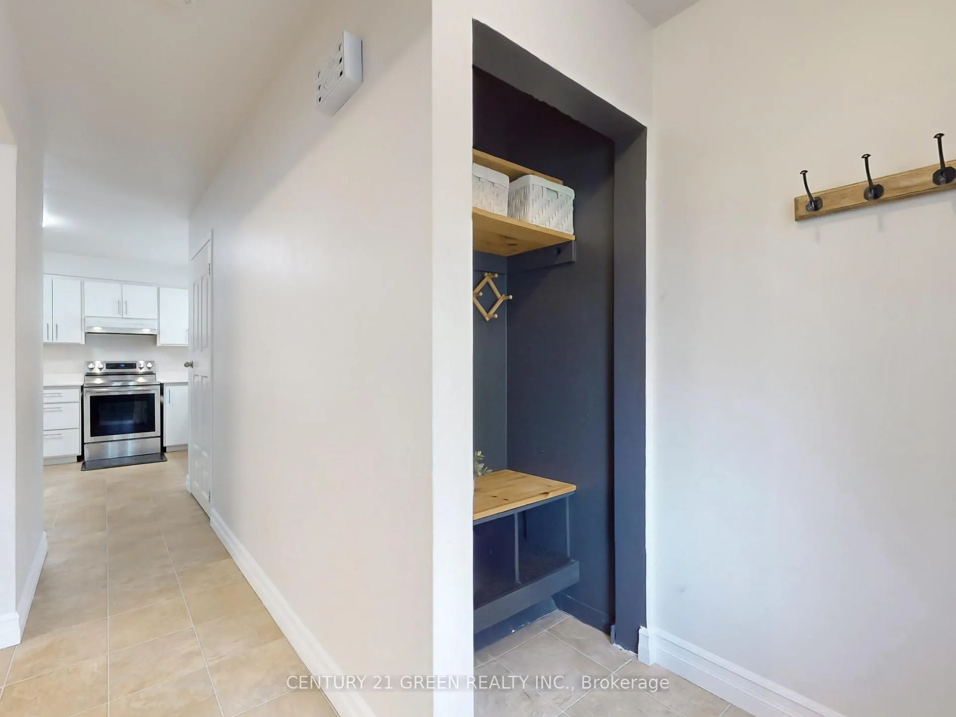 Photo 22 of 591 Dogwood Lane, Waterloo, Lakeshore Village — HOMEH
