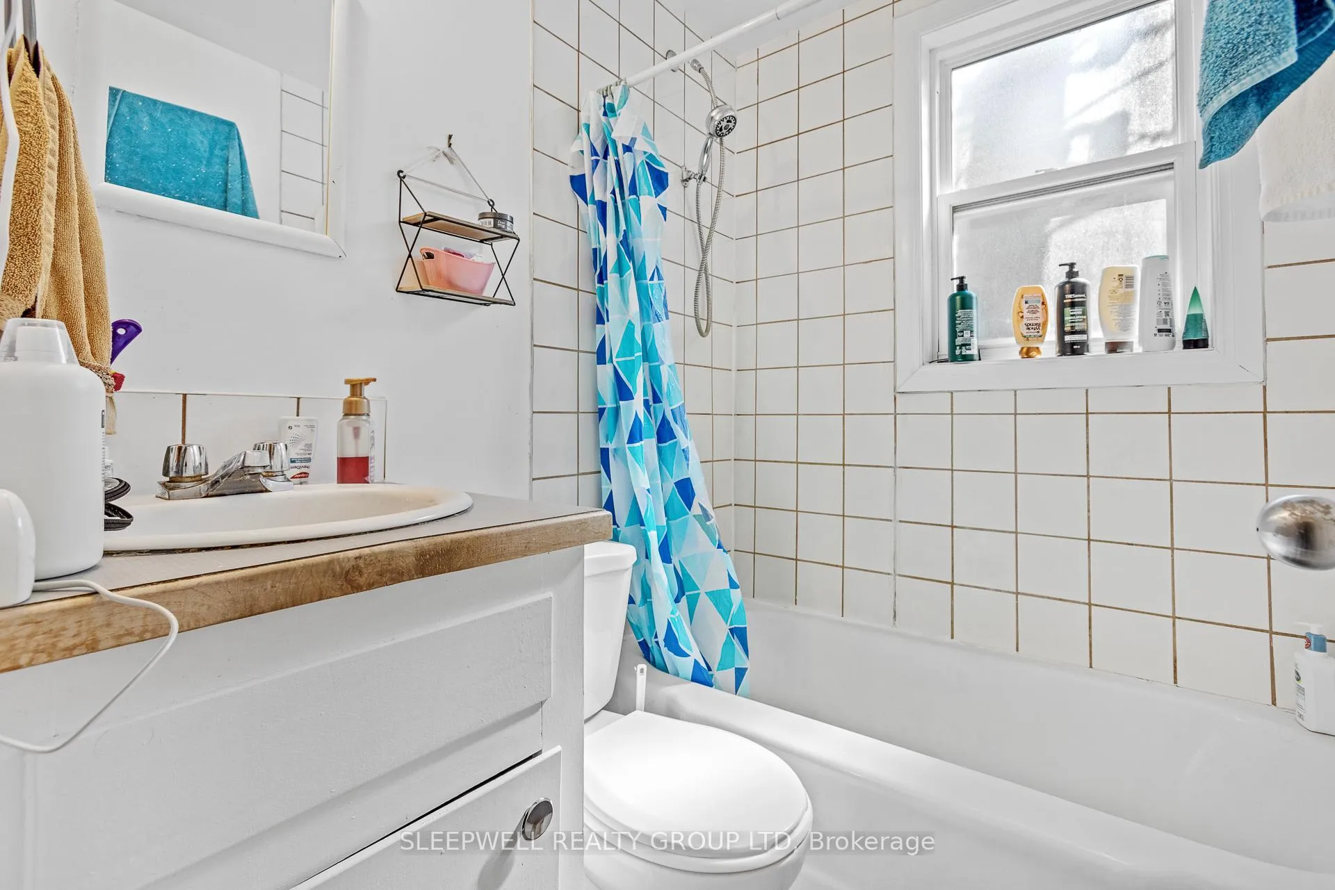 Photo 6 of Unit 5, 54 Centennial Boulevard, Ottawa, Ottawa East — HOMEH