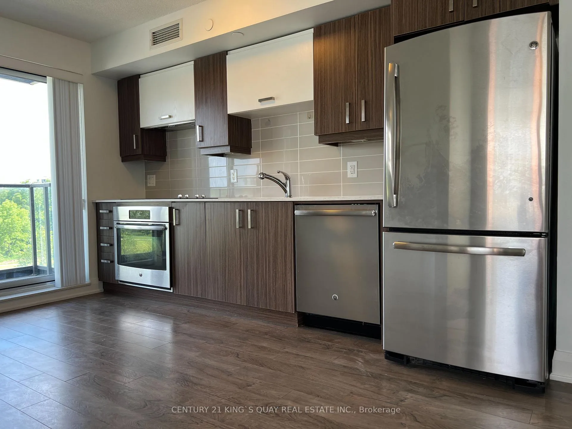 Photo 6 of Unit 511, 18 Uptown Drive, Markham, Unionville — HOMEH