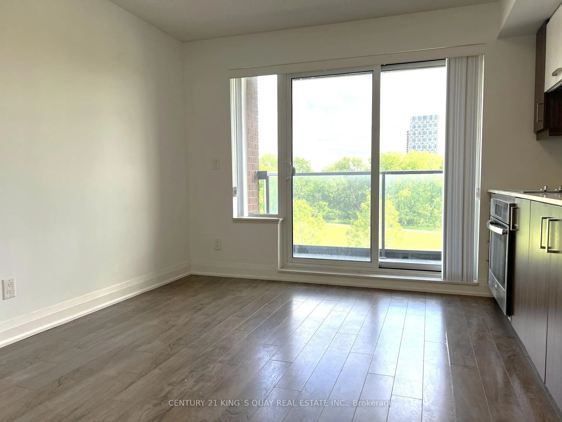 Photo 7 of Unit 511, 18 Uptown Drive, Markham, Unionville — HOMEH