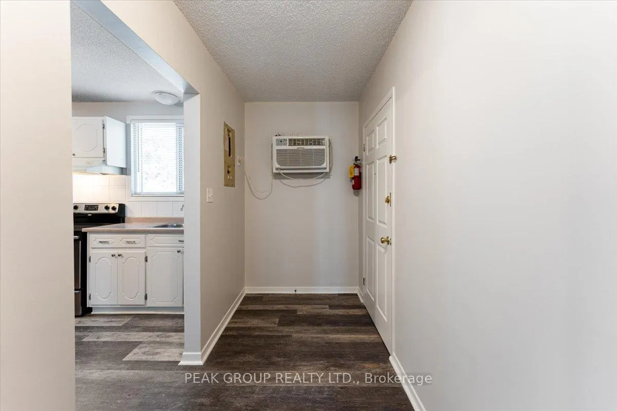 Photo 5 of Unit 2, 4386 Drummond Road, Niagara Falls, Cherrywood — HOMEH