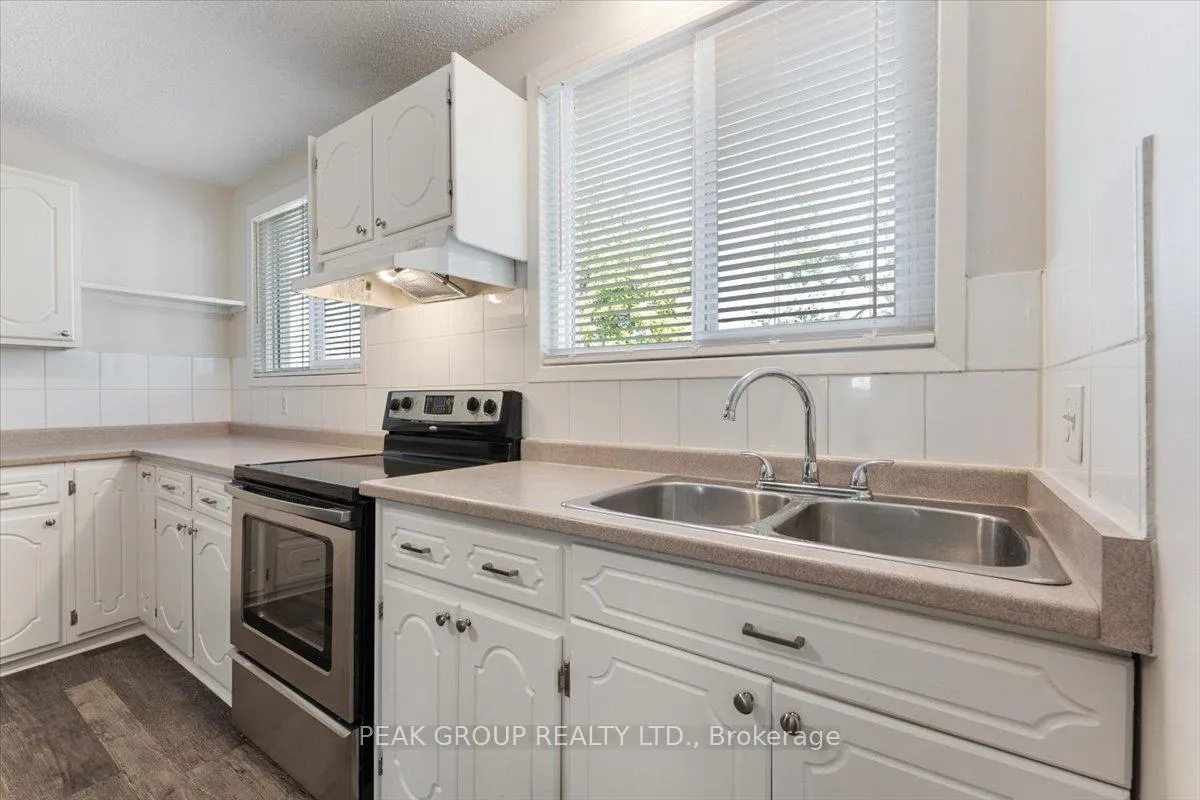 Photo 8 of Unit 2, 4386 Drummond Road, Niagara Falls, Cherrywood — HOMEH