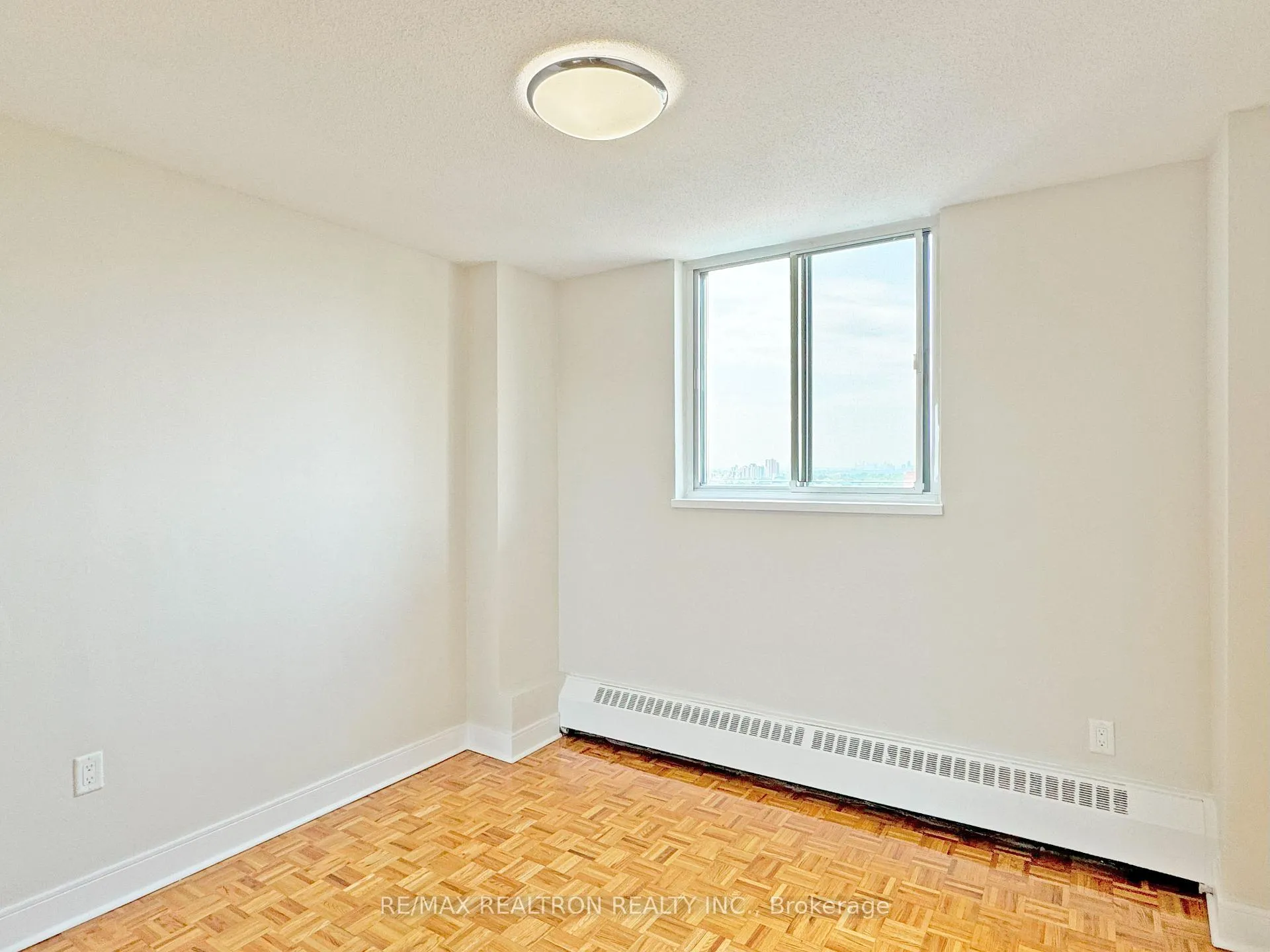 Photo 7 of Unit 1009, 1500 Bathurst Street, Toronto, Humewood-Cedarvale — HOMEH