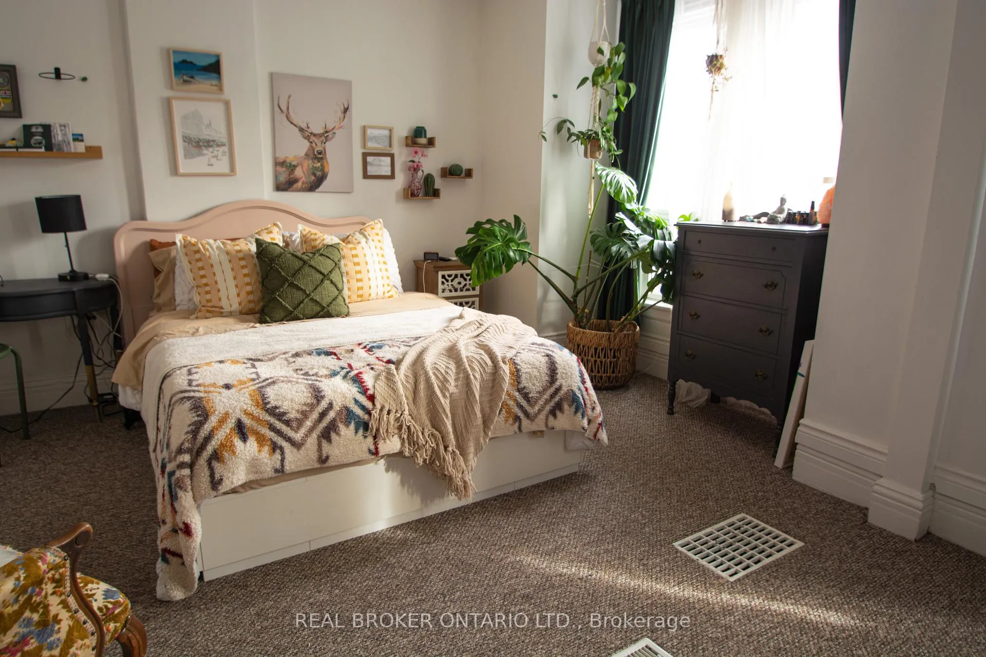 Photo 12 of 132 Grant Avenue, Hamilton, Stinson — HOMEH