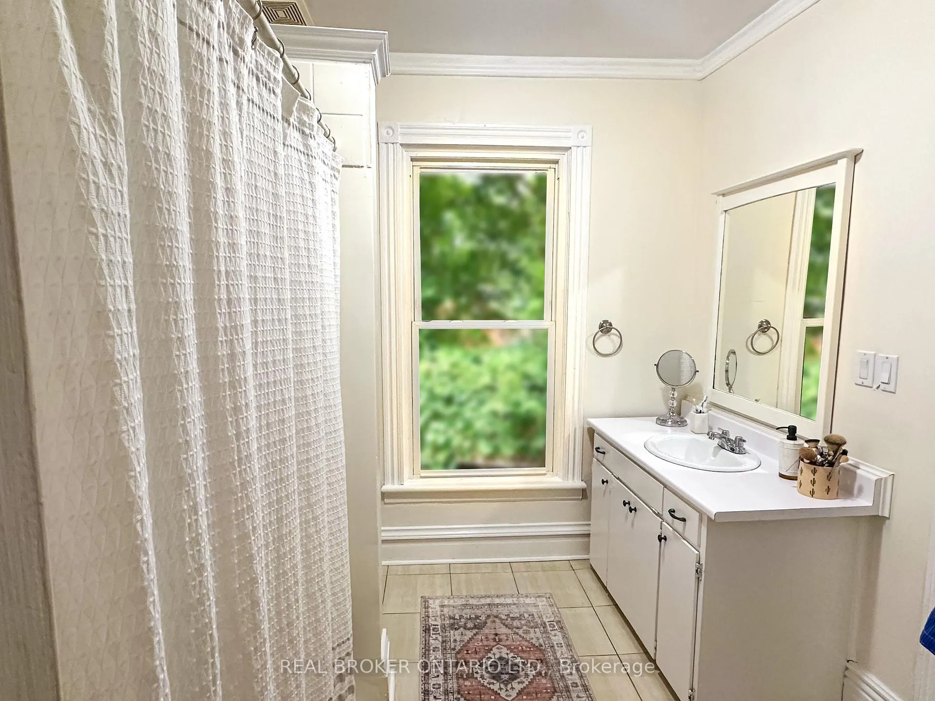 Photo 17 of 132 Grant Avenue, Hamilton, Stinson — HOMEH