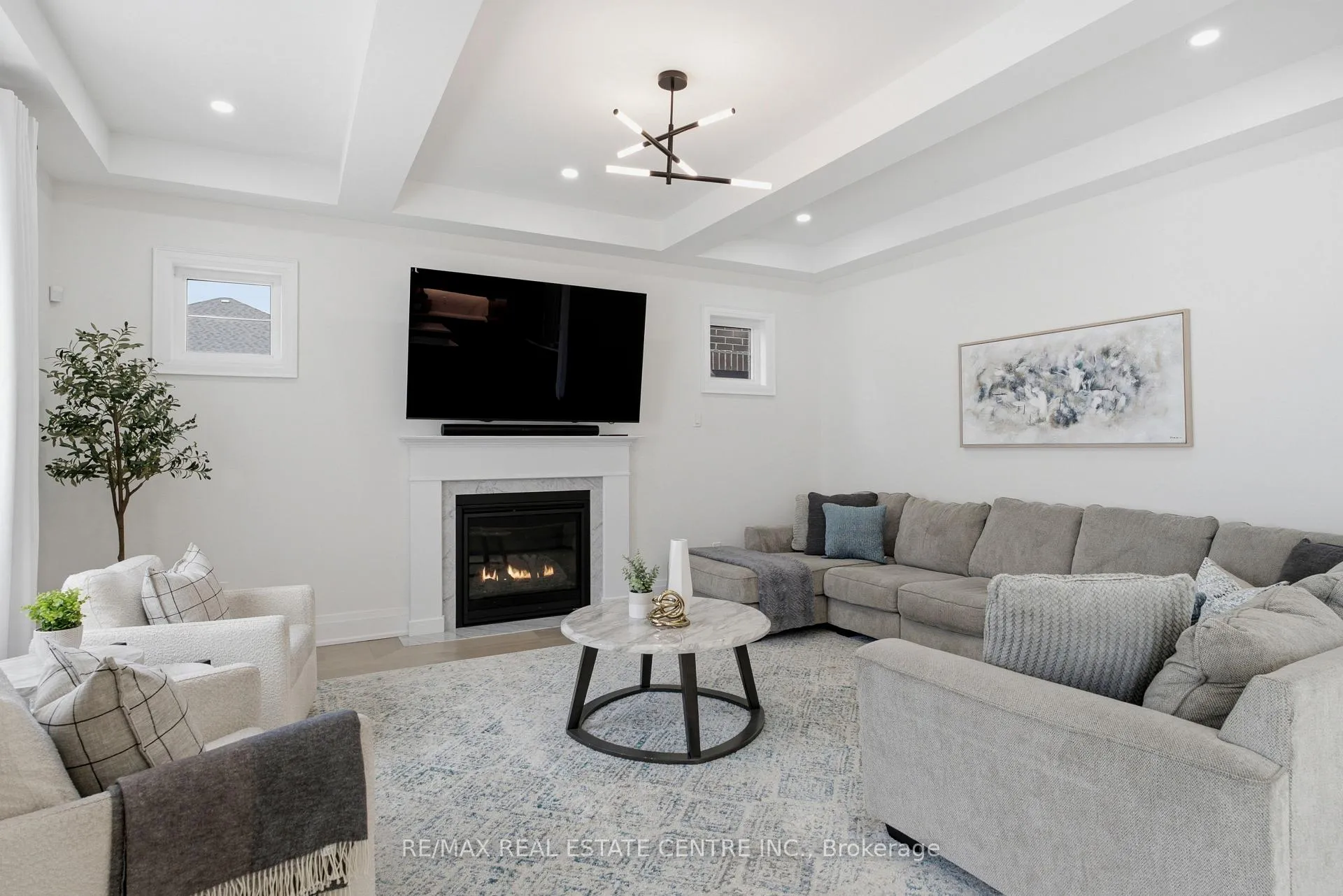 Photo 16 of 145 Brant Drive, Vaughan, Vellore Village — HOMEH