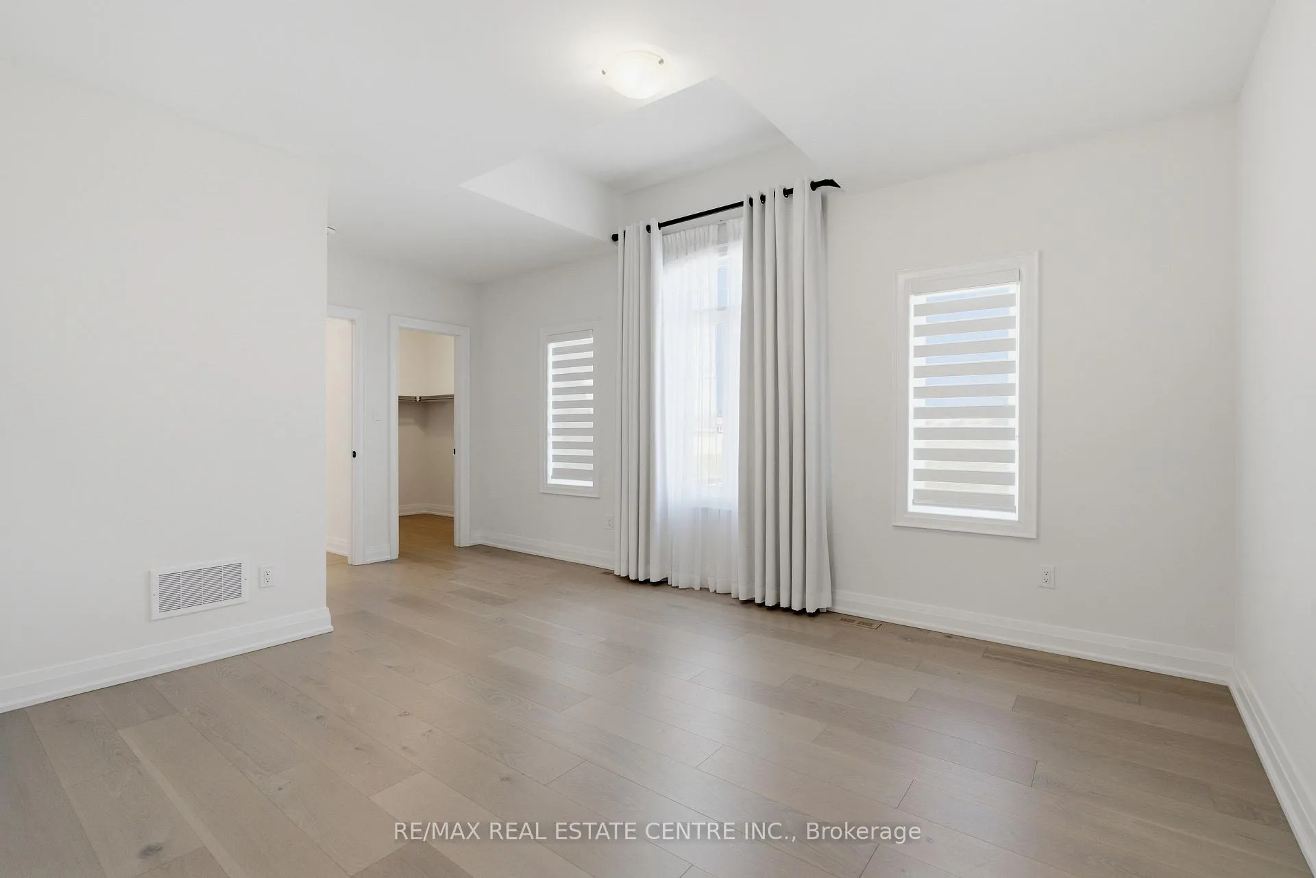 Photo 25 of 145 Brant Drive, Vaughan, Vellore Village — HOMEH