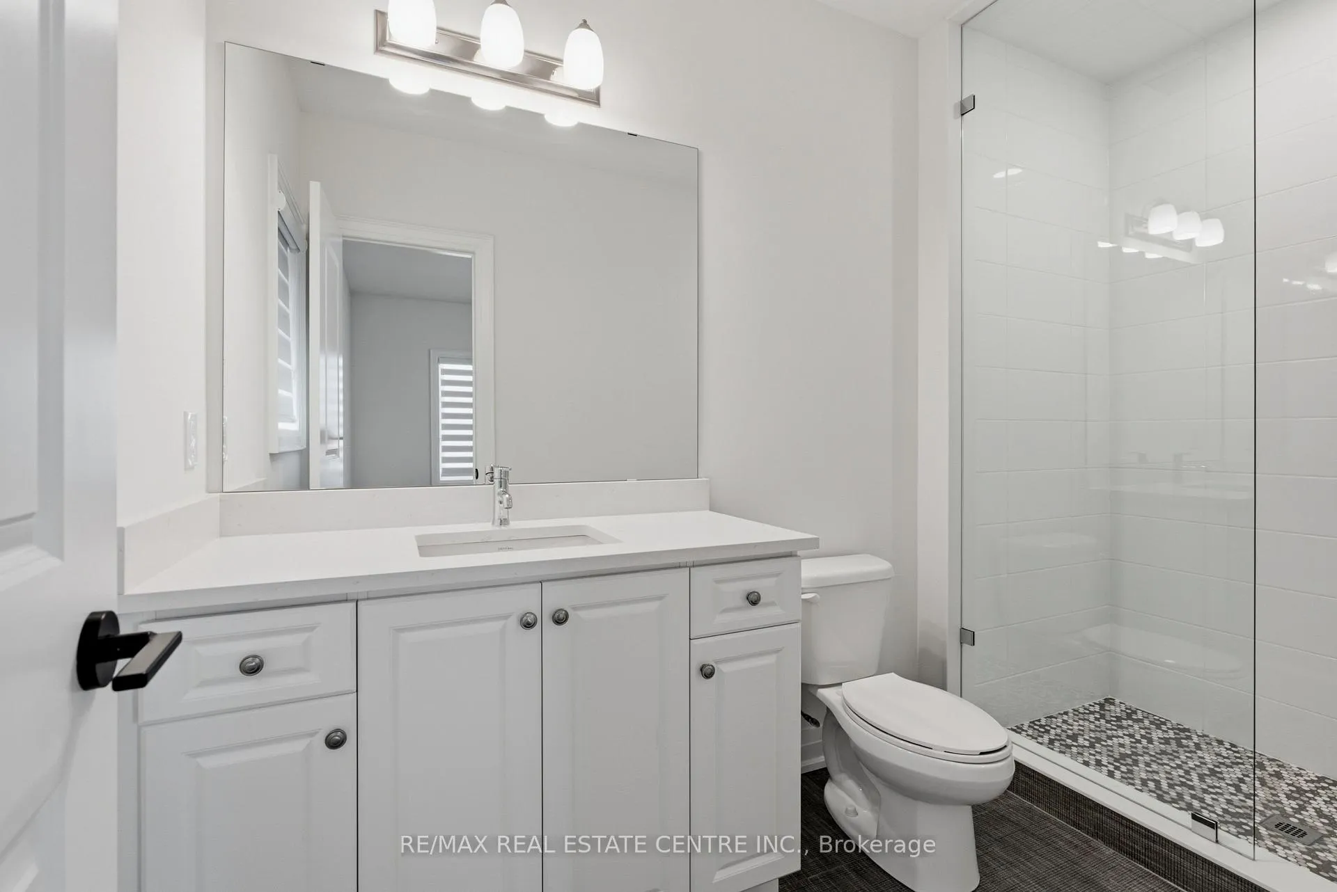 Photo 26 of 145 Brant Drive, Vaughan, Vellore Village — HOMEH