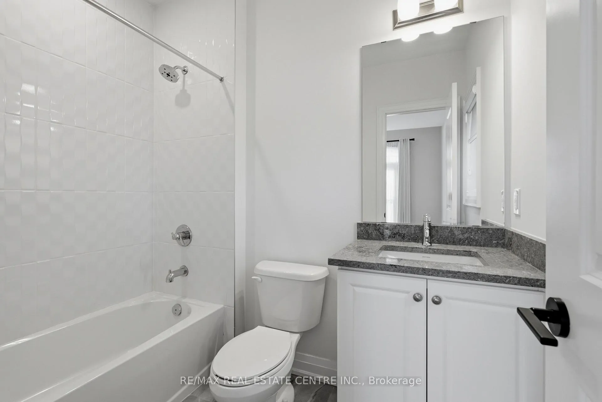 Photo 30 of 145 Brant Drive, Vaughan, Vellore Village — HOMEH