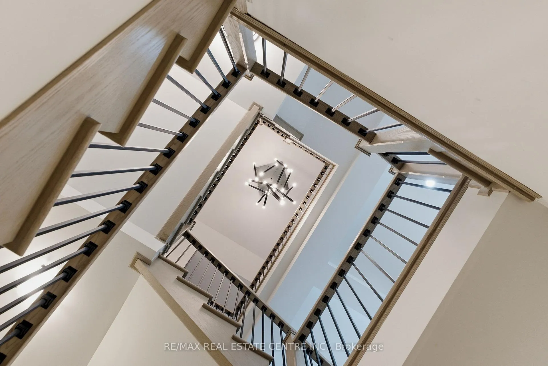 Photo 36 of 145 Brant Drive, Vaughan, Vellore Village — HOMEH