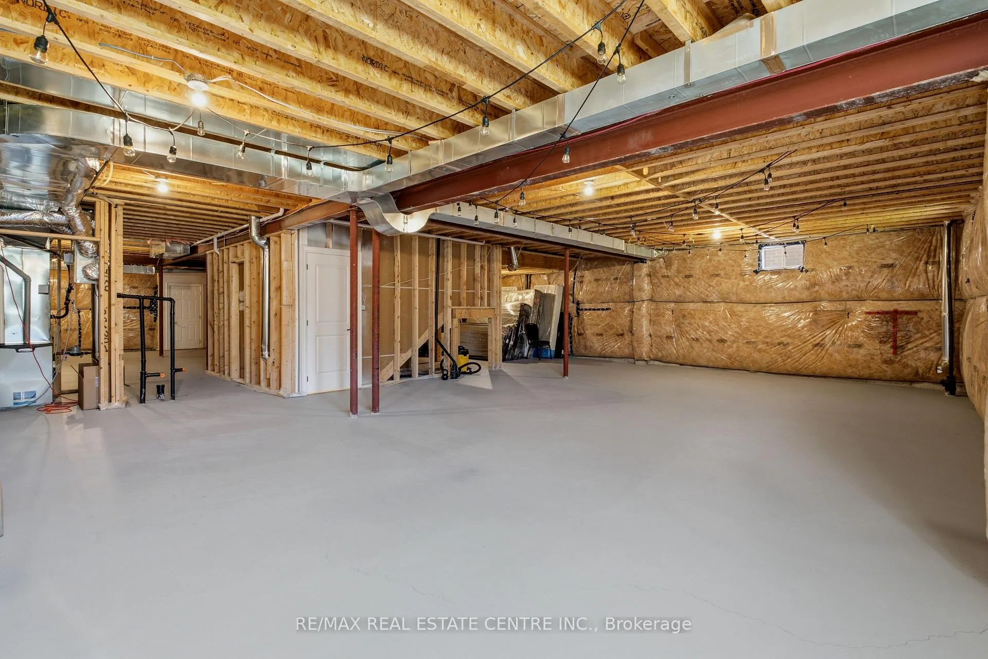 Photo 37 of 145 Brant Drive, Vaughan, Vellore Village — HOMEH