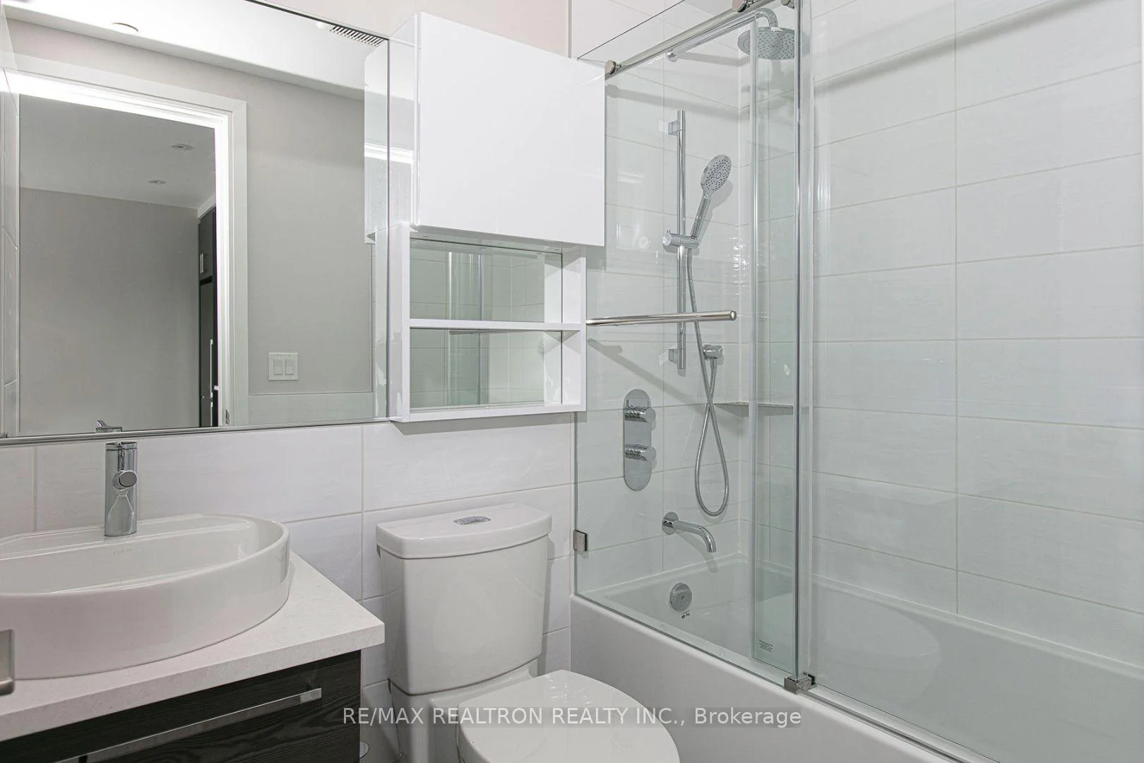 Photo 21 of Unit 409, 11 Walmer Road, Toronto, The Annex — HOMEH