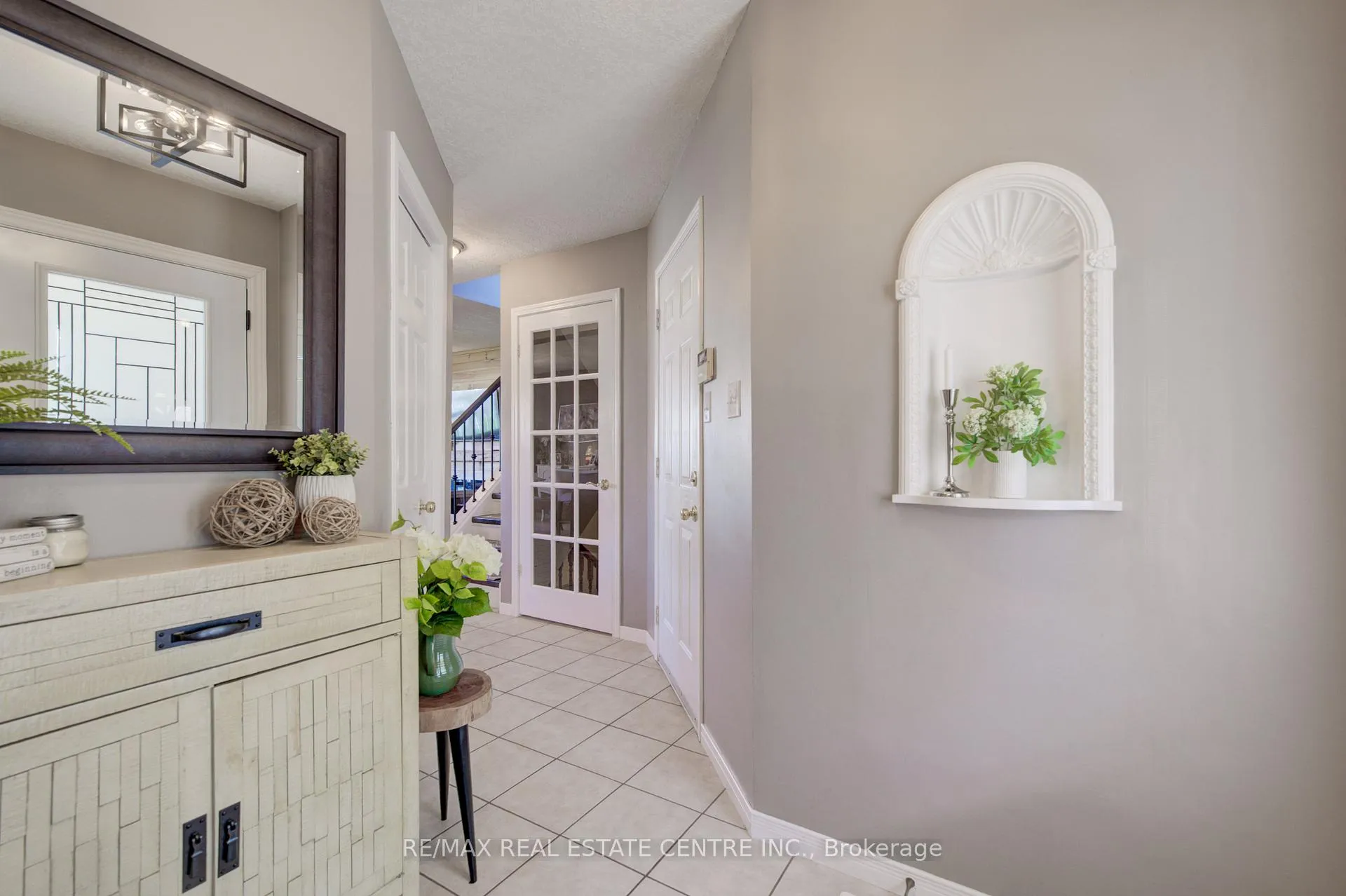 Photo 4 of 101 Edgemere Drive, Cambridge — HOMEH