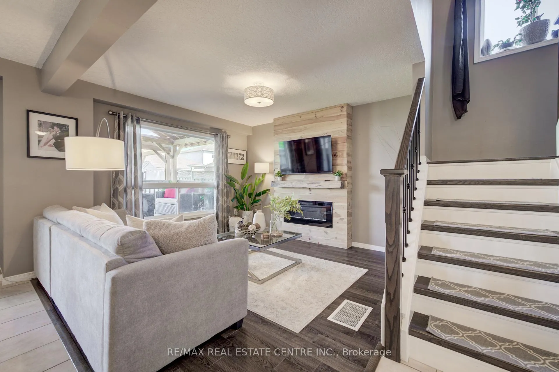 Photo 5 of 101 Edgemere Drive, Cambridge — HOMEH