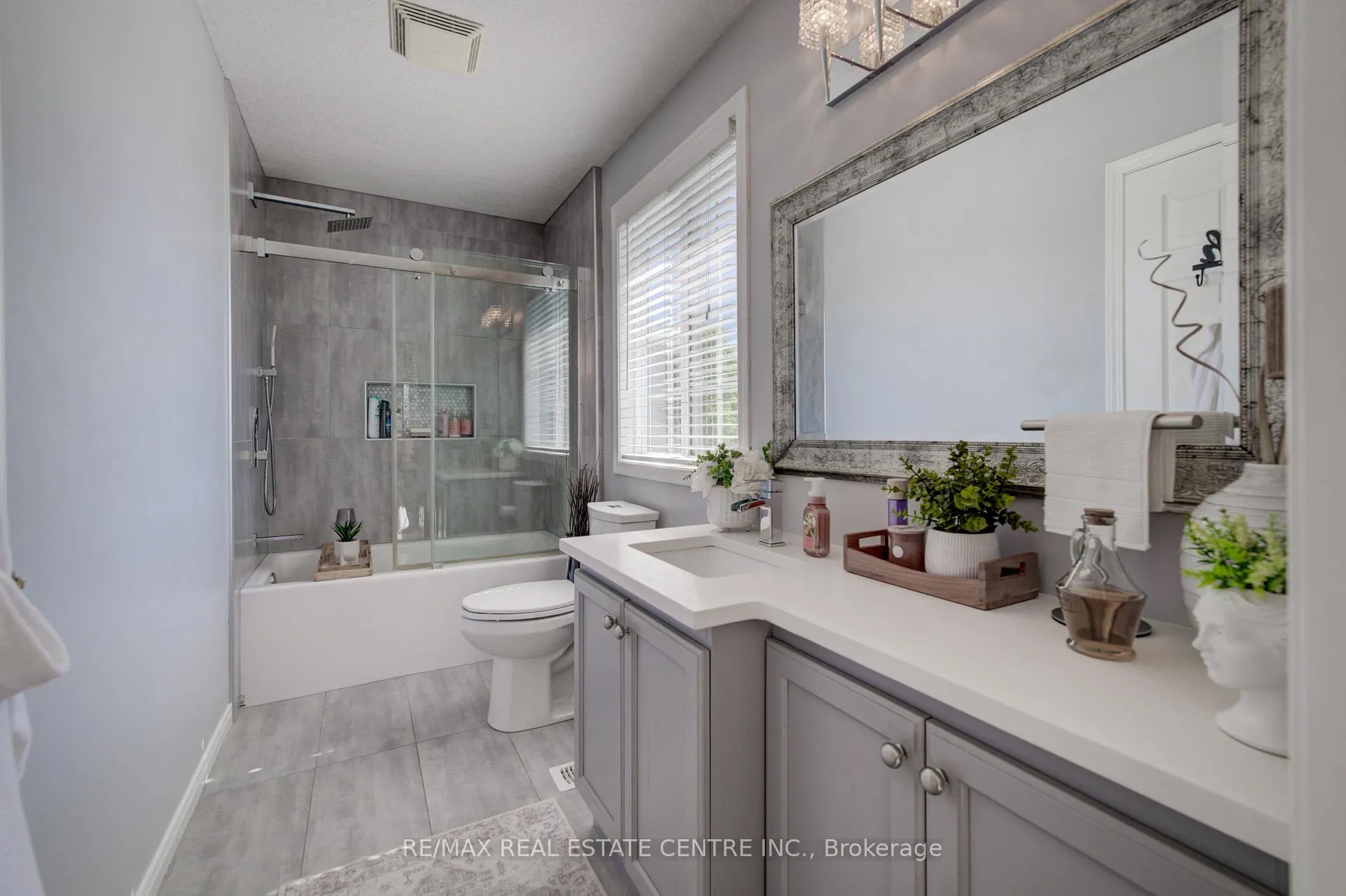 Photo 14 of 101 Edgemere Drive, Cambridge — HOMEH