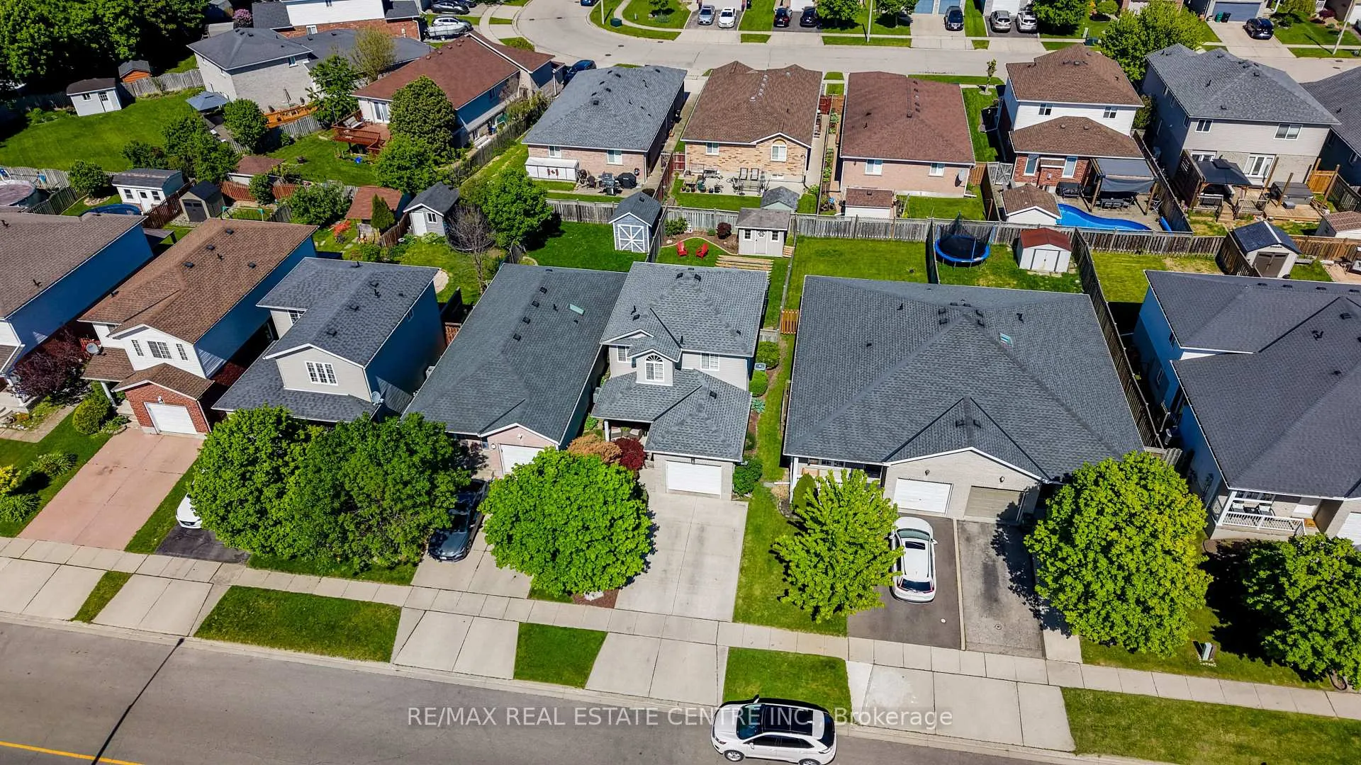 Photo 30 of 101 Edgemere Drive, Cambridge — HOMEH