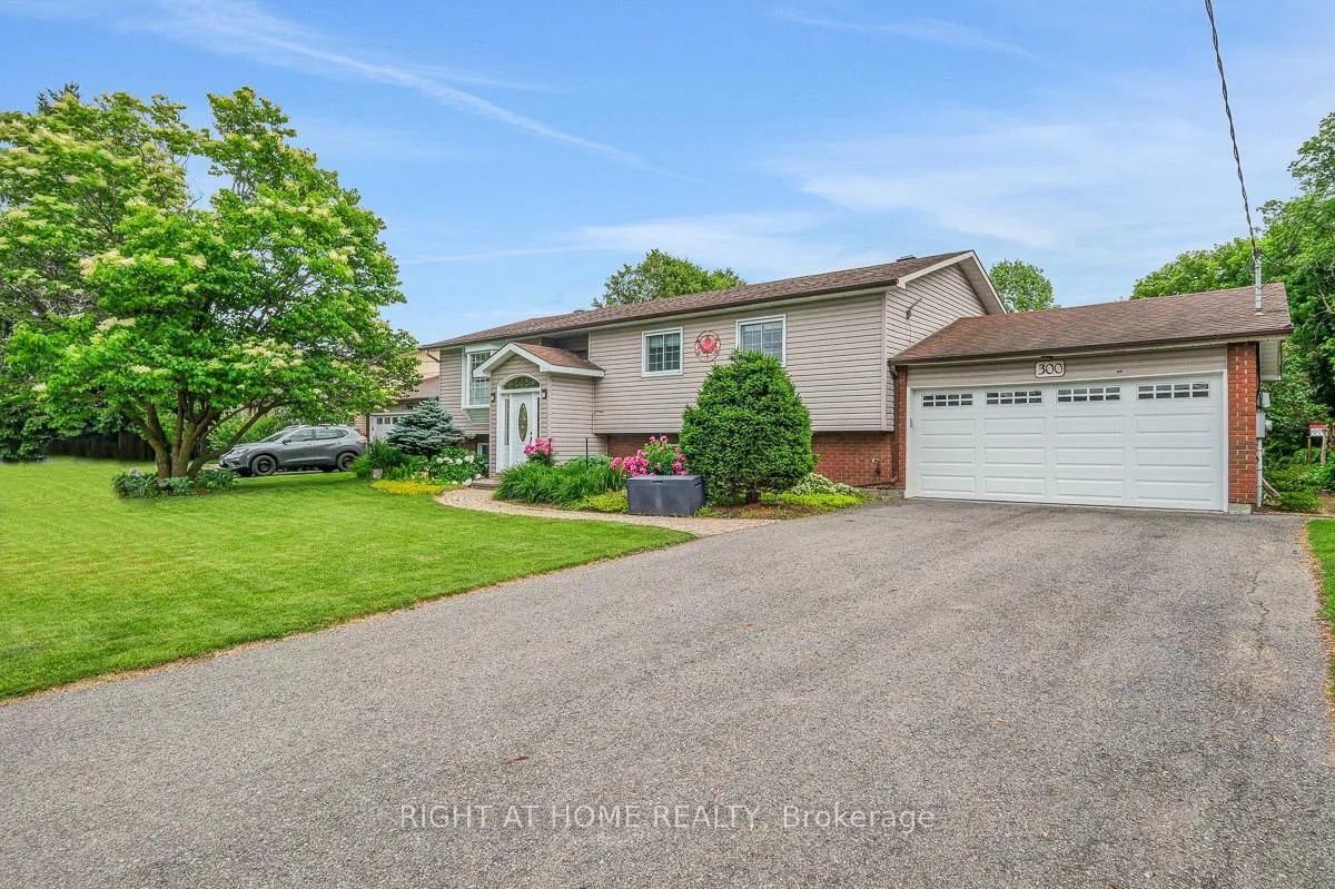 Photo 1 of 300 Maple Street, Russell, Village of Russell — HOMEH