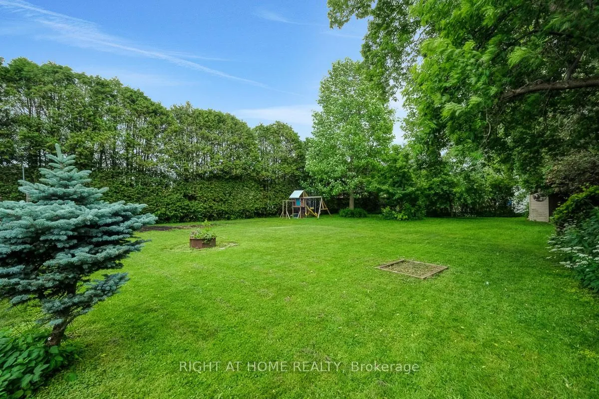 Photo 36 of 300 Maple Street, Russell, Village of Russell — HOMEH