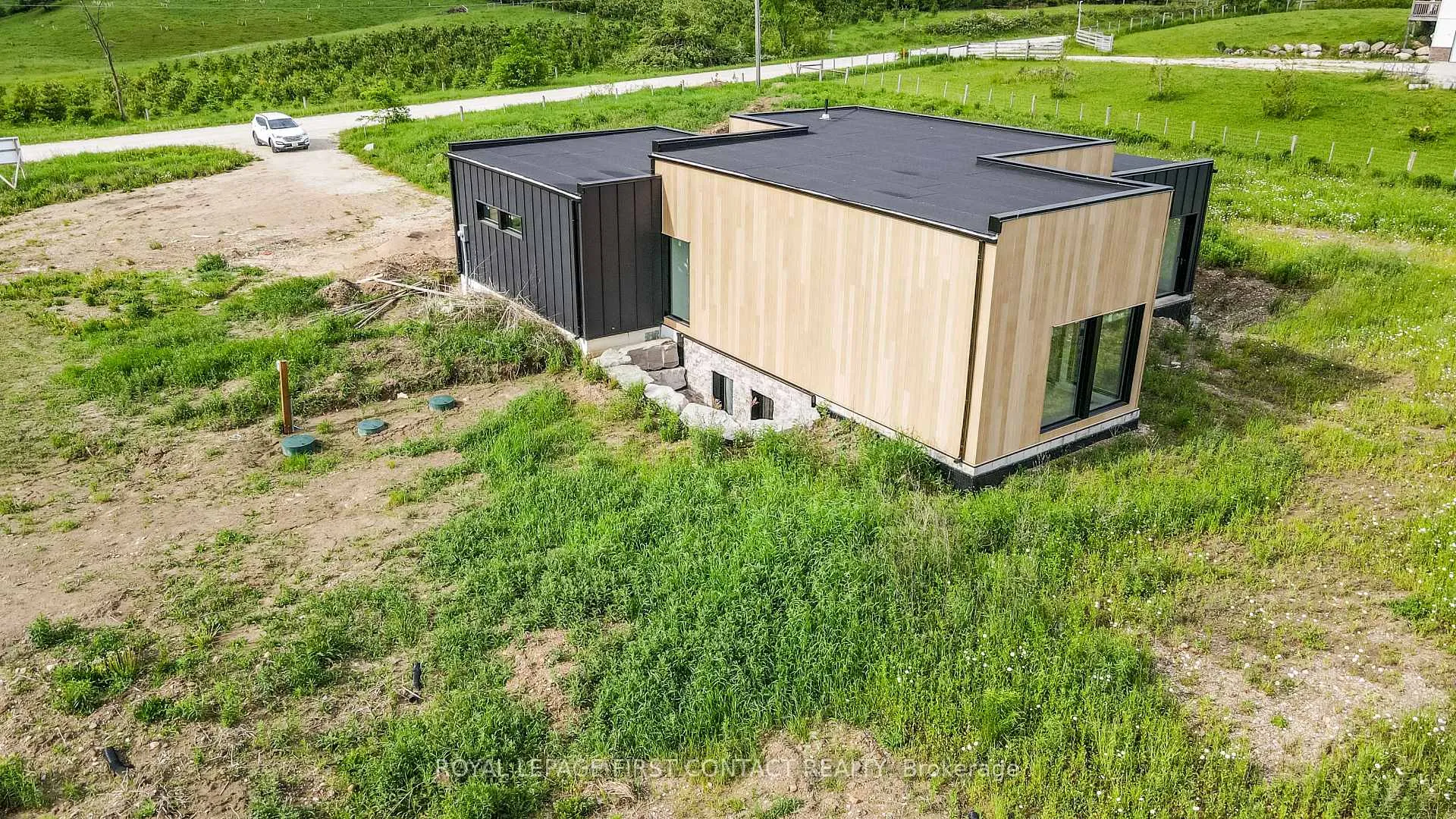 Photo 6 of 9694 6 7 Nottawasaga Side Road, Clearview, Rural Clearview — HOMEH