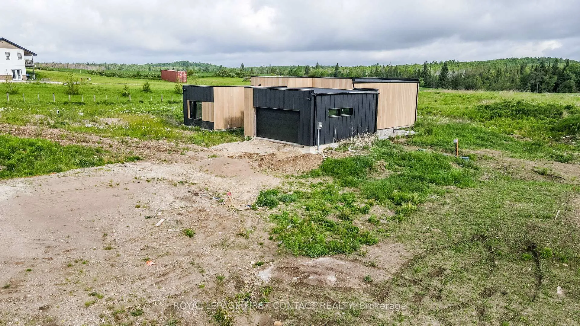 Photo 9 of 9694 6 7 Nottawasaga Side Road, Clearview, Rural Clearview — HOMEH