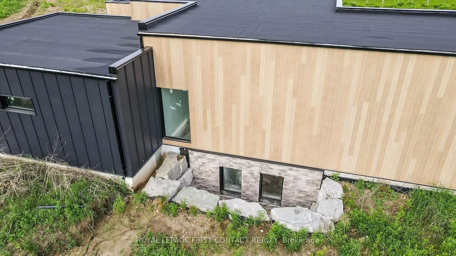 Photo 10 of 9694 6 7 Nottawasaga Side Road, Clearview, Rural Clearview — HOMEH