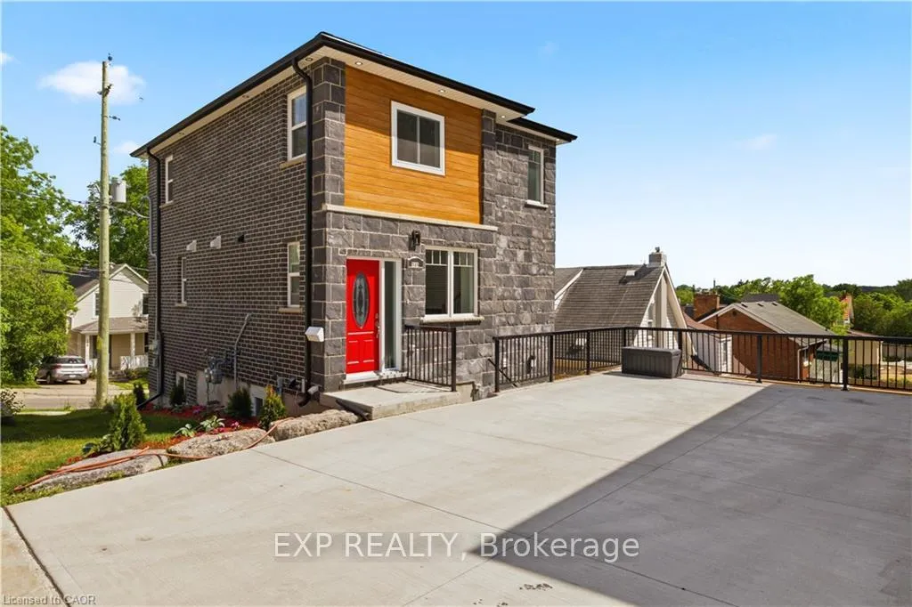 Photo of 131 St George Street