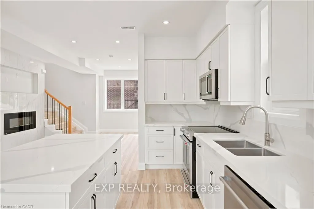 Photo 8 of 131 St George Street, Kitchener, Cedar Hill — HOMEH