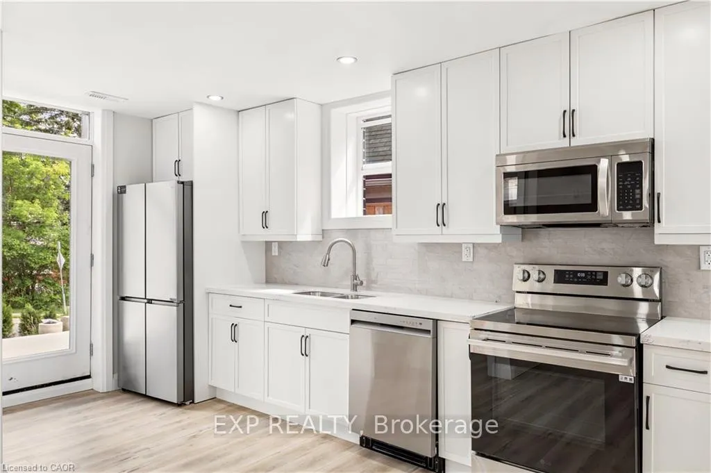Photo 25 of 131 St George Street, Kitchener, Cedar Hill — HOMEH