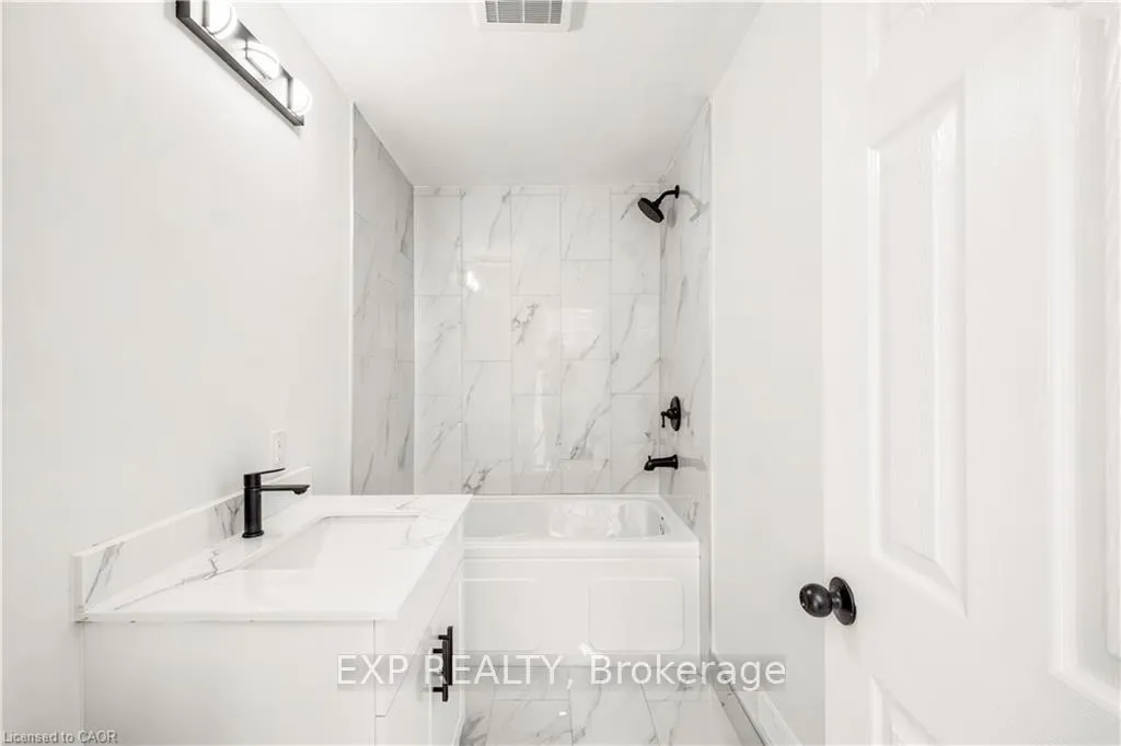 Photo 27 of 131 St George Street, Kitchener, Cedar Hill — HOMEH