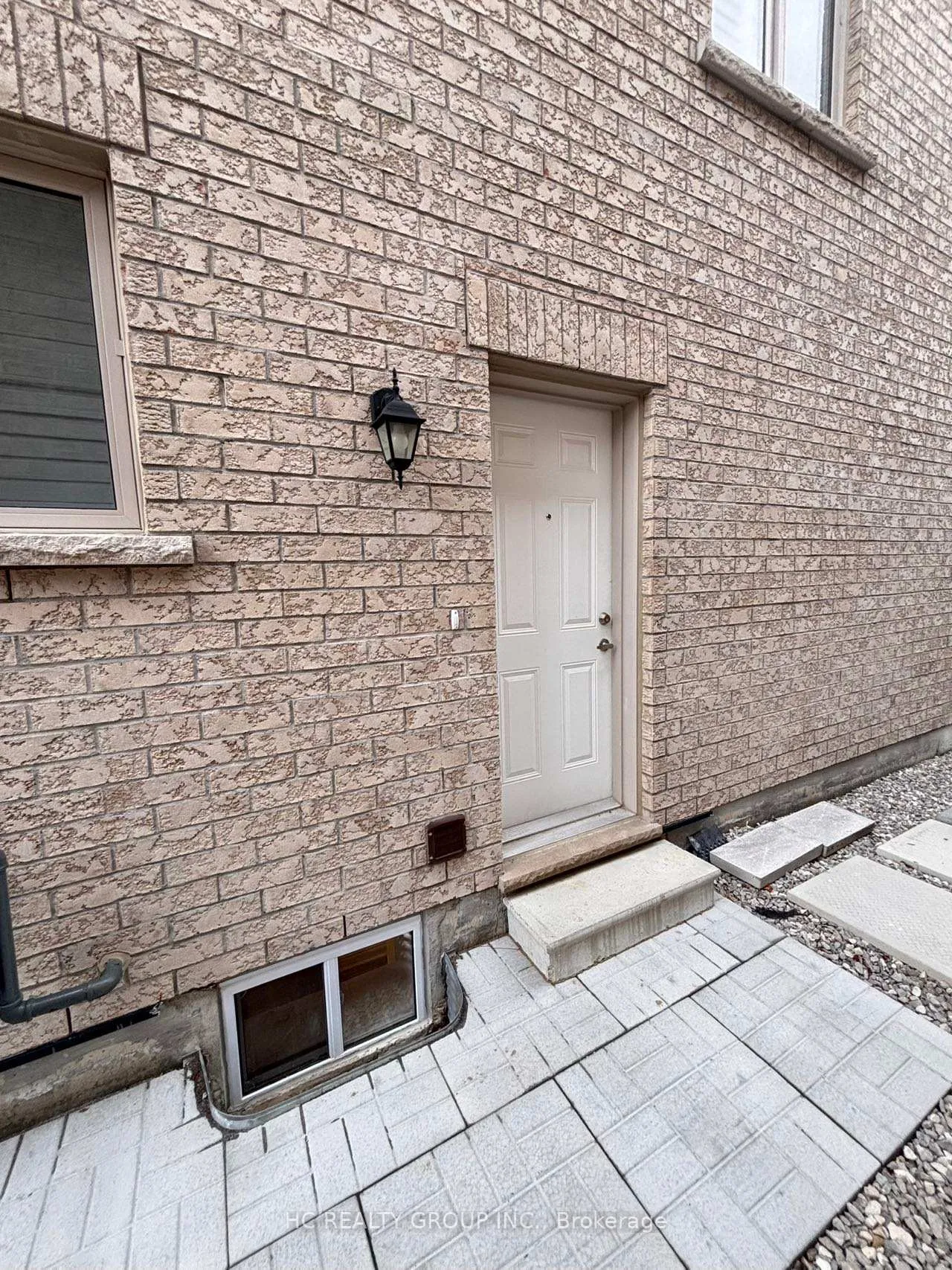 Photo 3 of Unit Basement, 4 Finley Way, Markham, Cedarwood — HOMEH