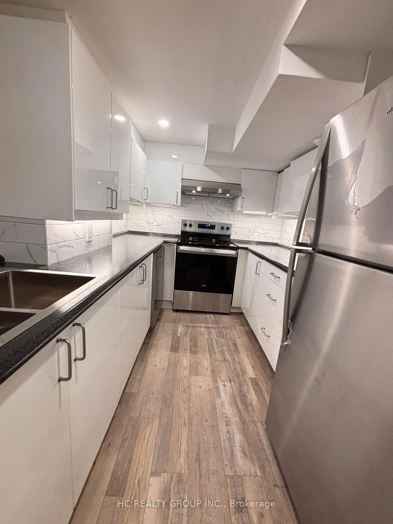 Photo 4 of Unit Basement, 4 Finley Way, Markham, Cedarwood — HOMEH
