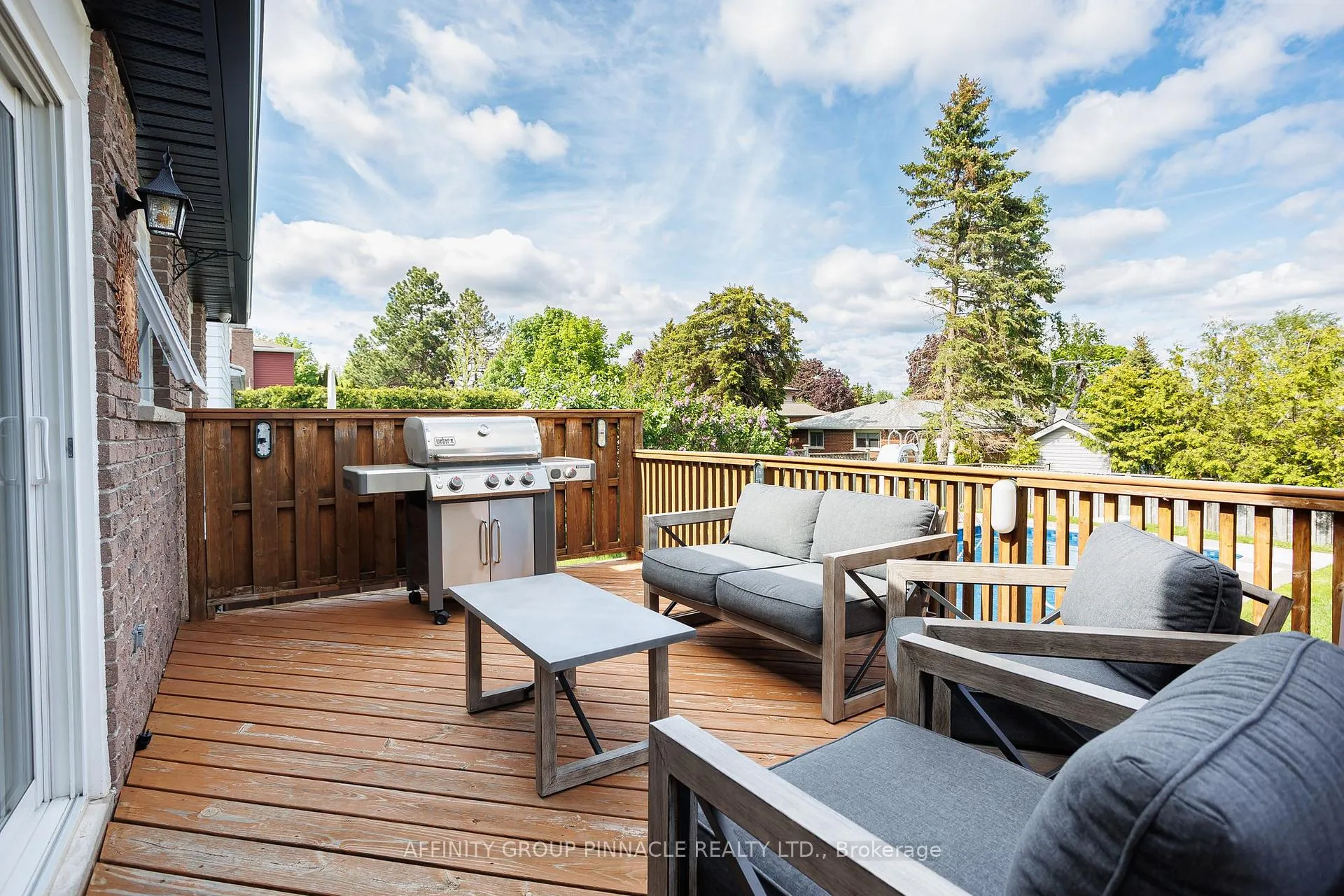 Photo 28 of 17 Edgewood Drive E, Kawartha Lakes, Lindsay — HOMEH