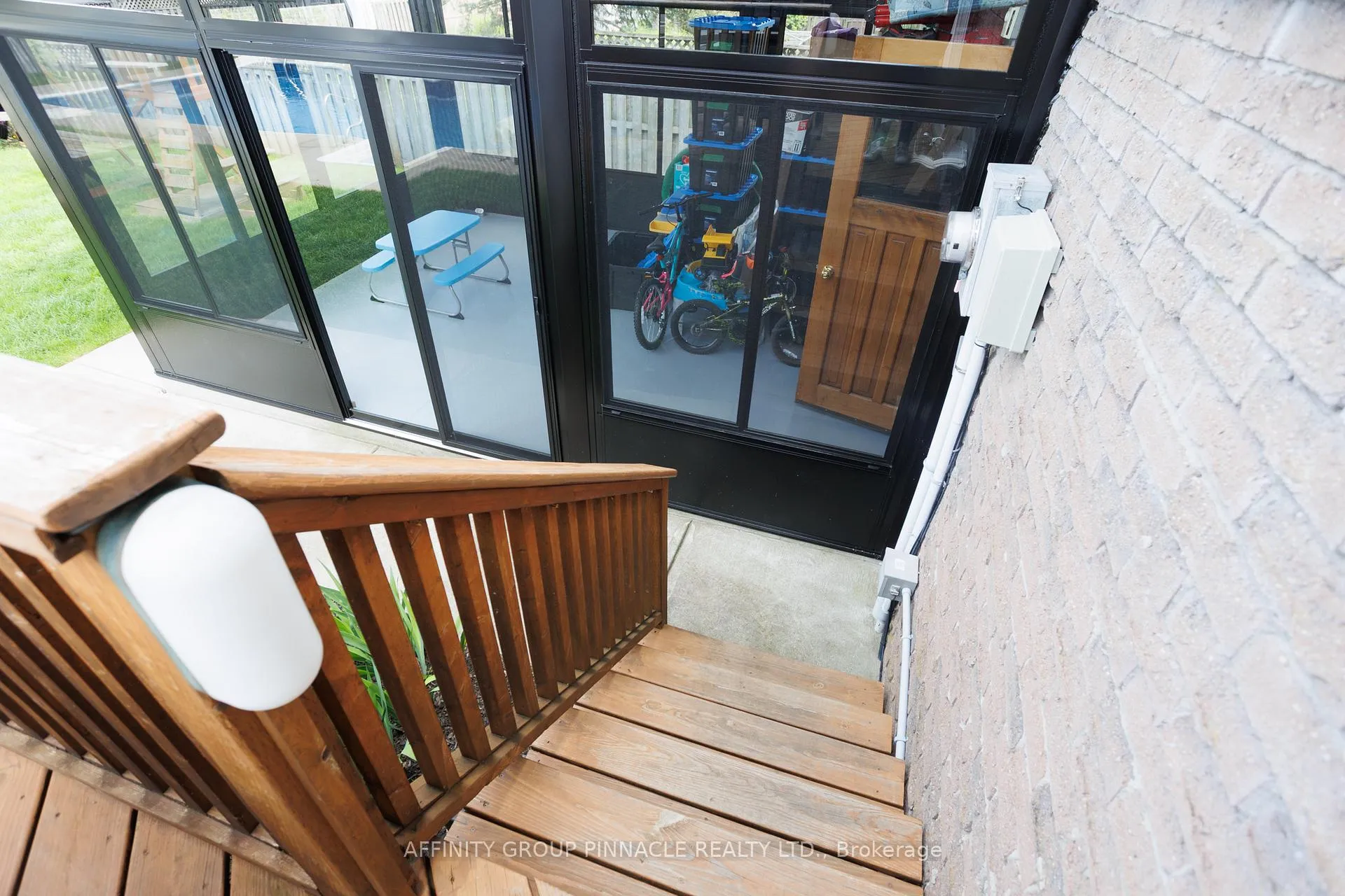 Photo 30 of 17 Edgewood Drive E, Kawartha Lakes, Lindsay — HOMEH