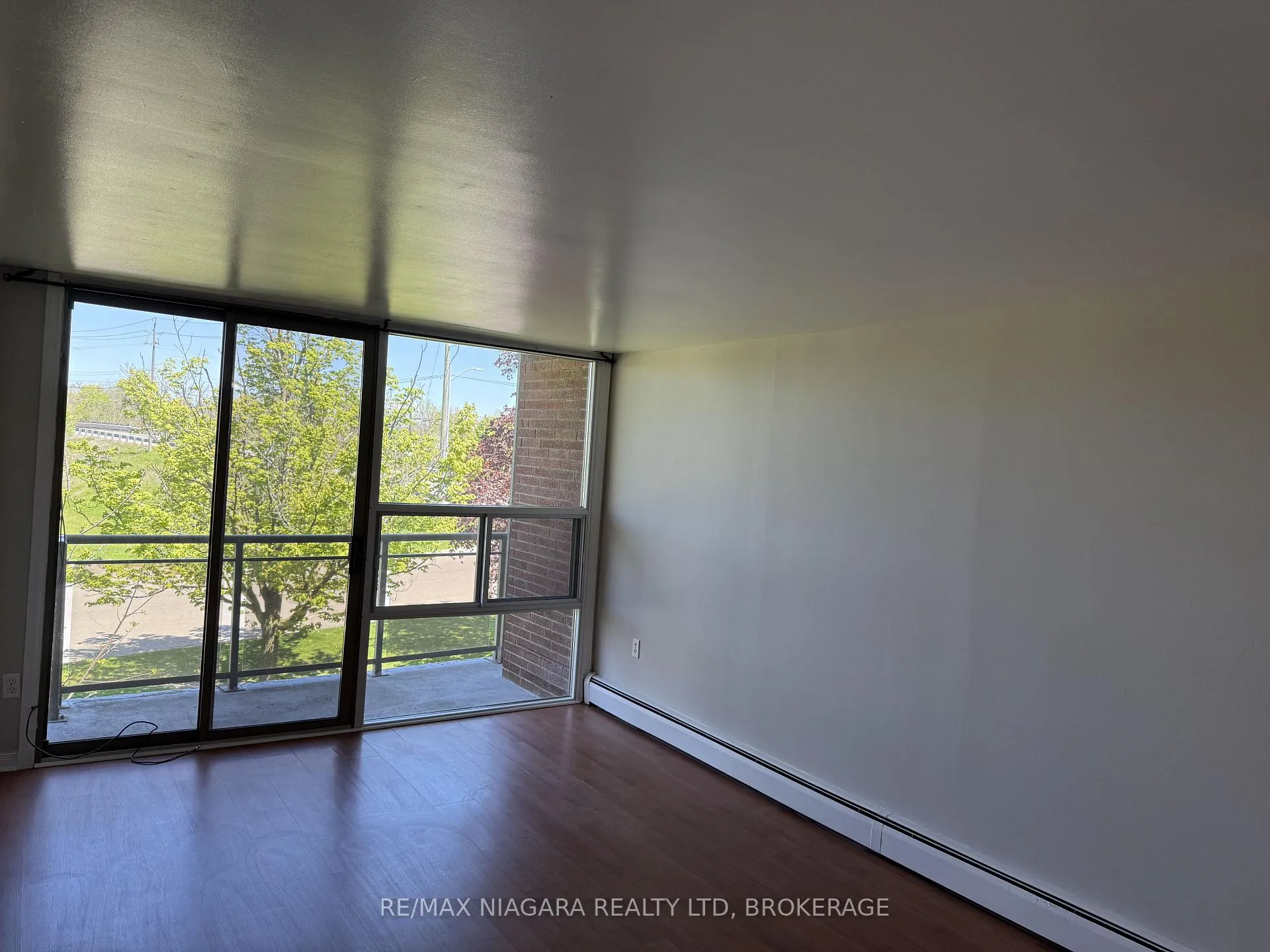Photo 15 of Unit 305, 7 Riverview Boulevard, St. Catharines, Glendale/Glenridge — HOMEH