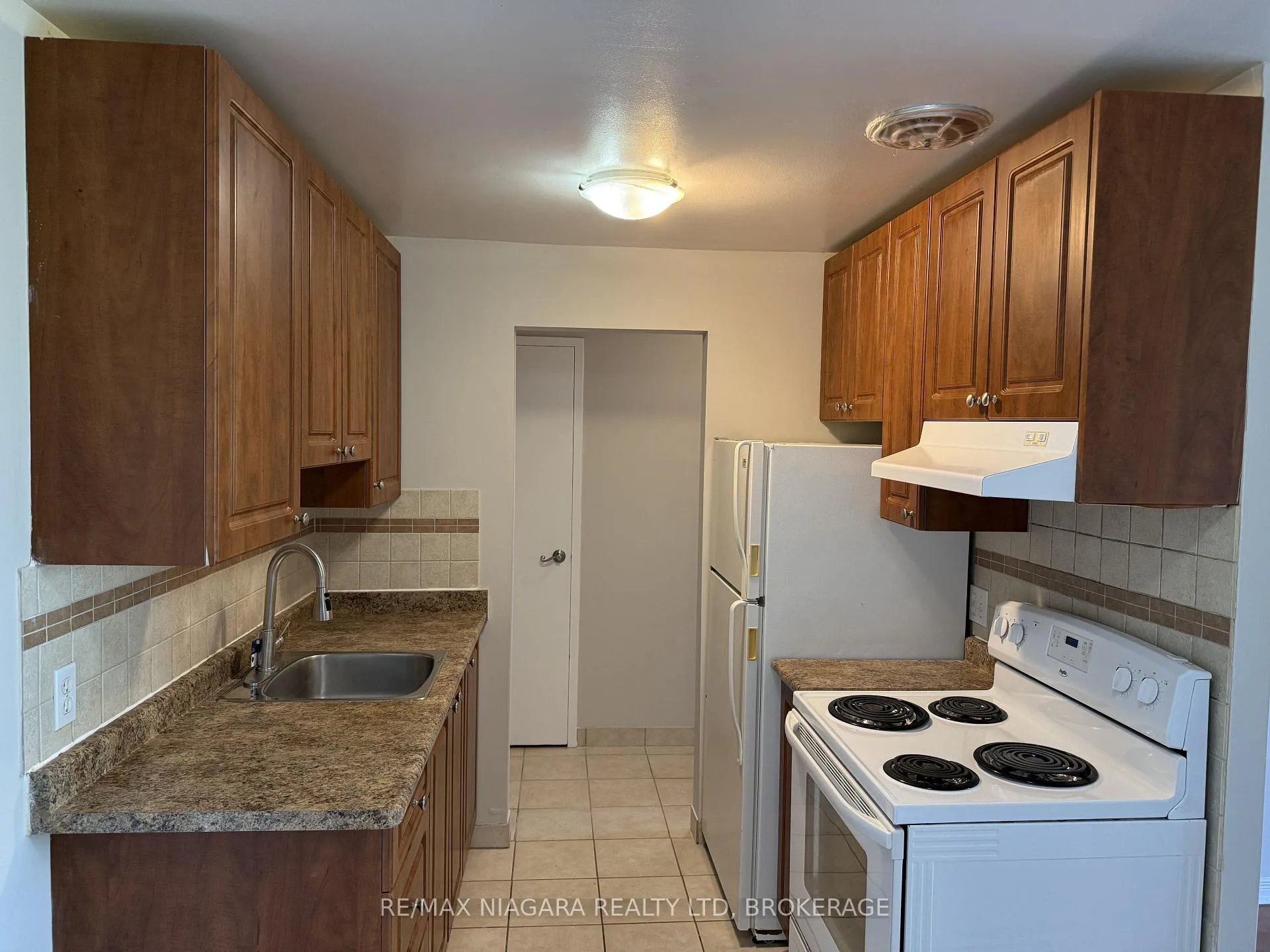 Photo 22 of Unit 305, 7 Riverview Boulevard, St. Catharines, Glendale/Glenridge — HOMEH