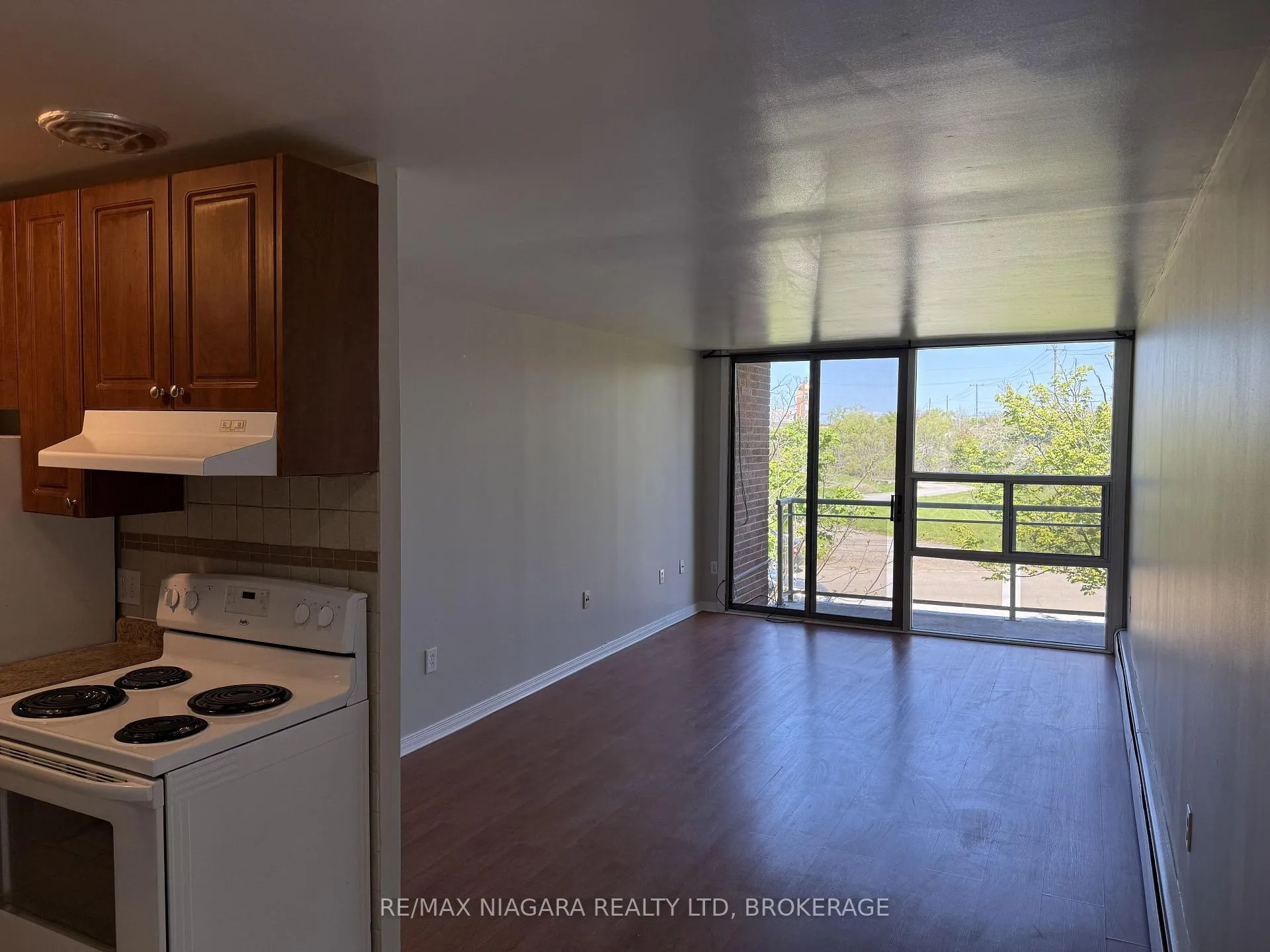 Photo 23 of Unit 305, 7 Riverview Boulevard, St. Catharines, Glendale/Glenridge — HOMEH