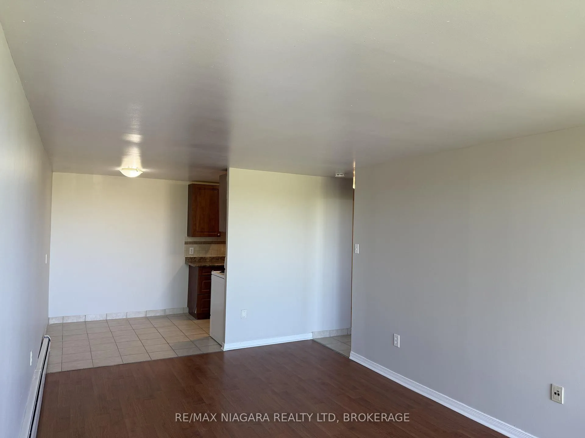 Photo 24 of Unit 305, 7 Riverview Boulevard, St. Catharines, Glendale/Glenridge — HOMEH