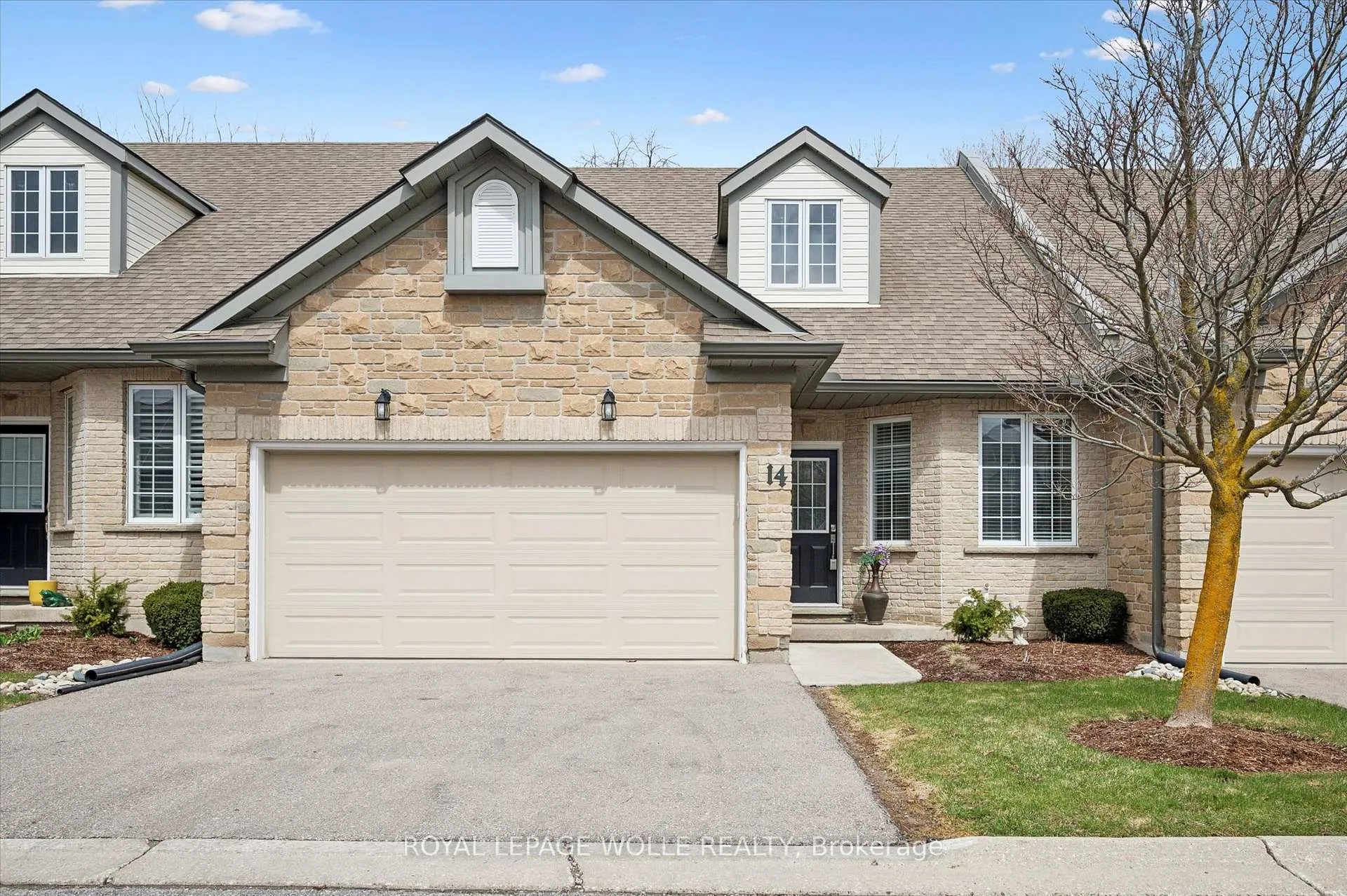 Photo 2 of Unit 14, 180 Old Abbey Road, Waterloo, Colonial Acres — HOMEH