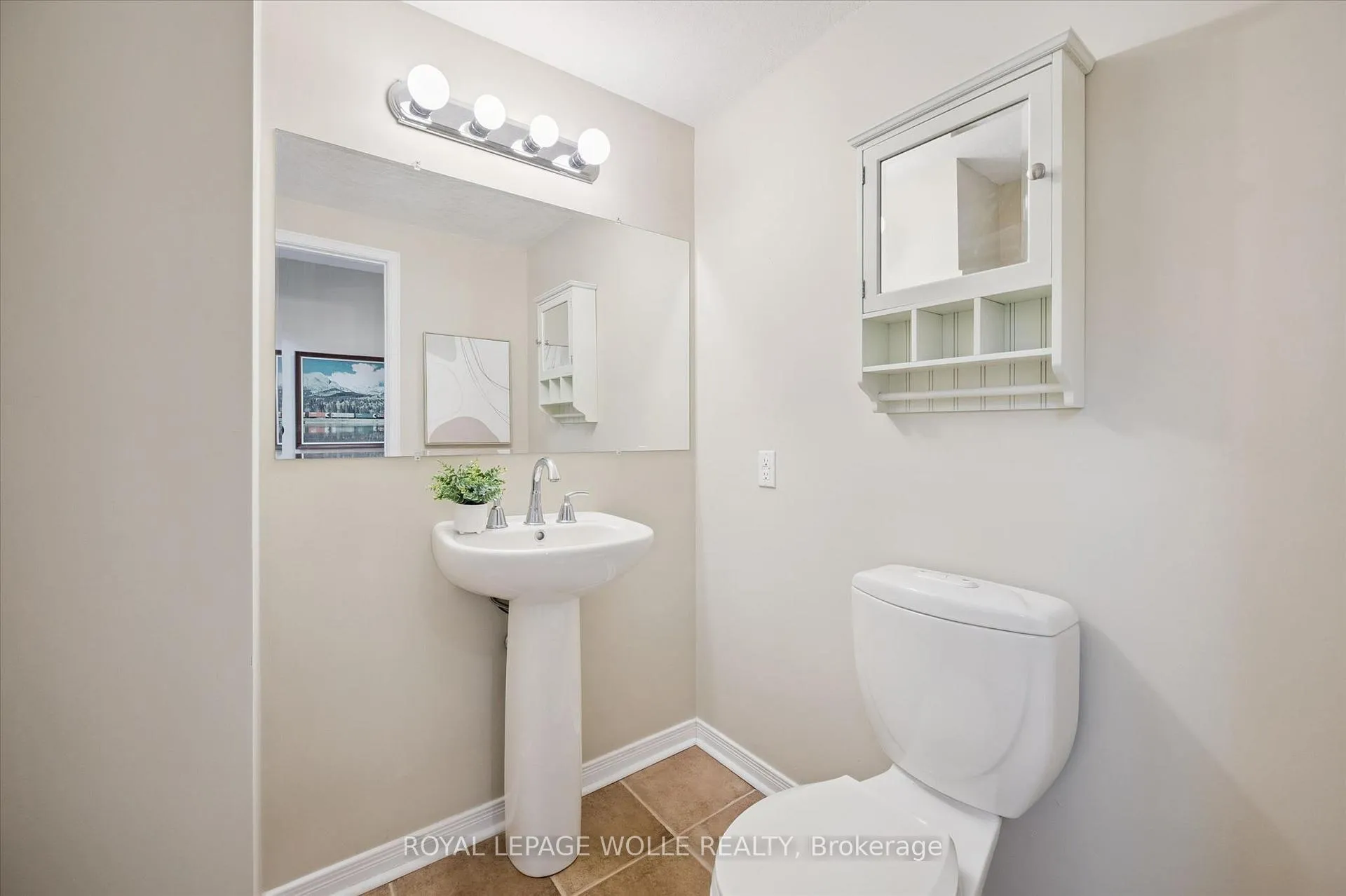 Photo 32 of Unit 14, 180 Old Abbey Road, Waterloo, Colonial Acres — HOMEH