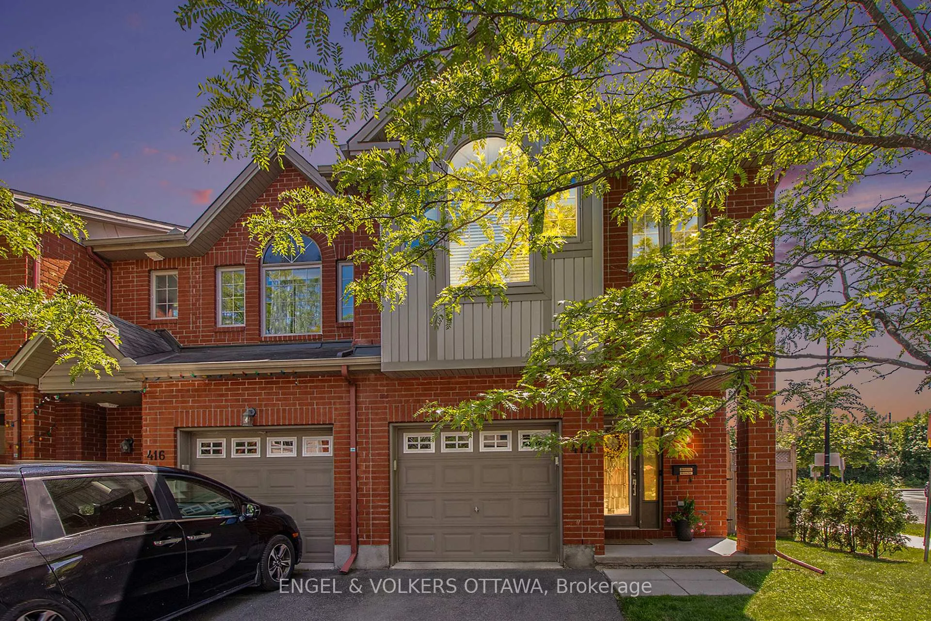 Photo 1 of 418 Meilleur Private, Ottawa, Vanier — HOMEH