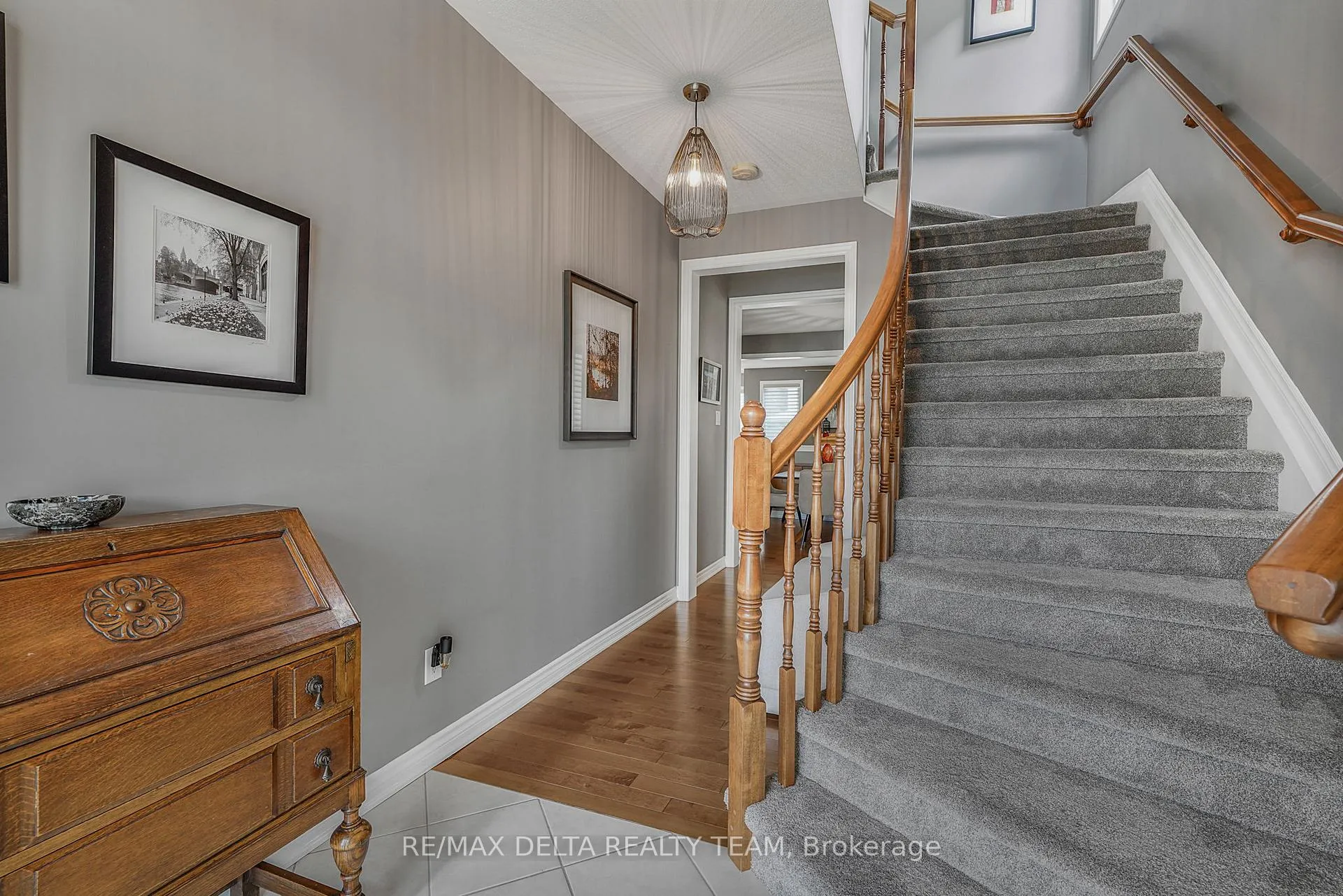 Photo 4 of 208 Serra Ridge, Ottawa, Notting Hill/Summerside — HOMEH