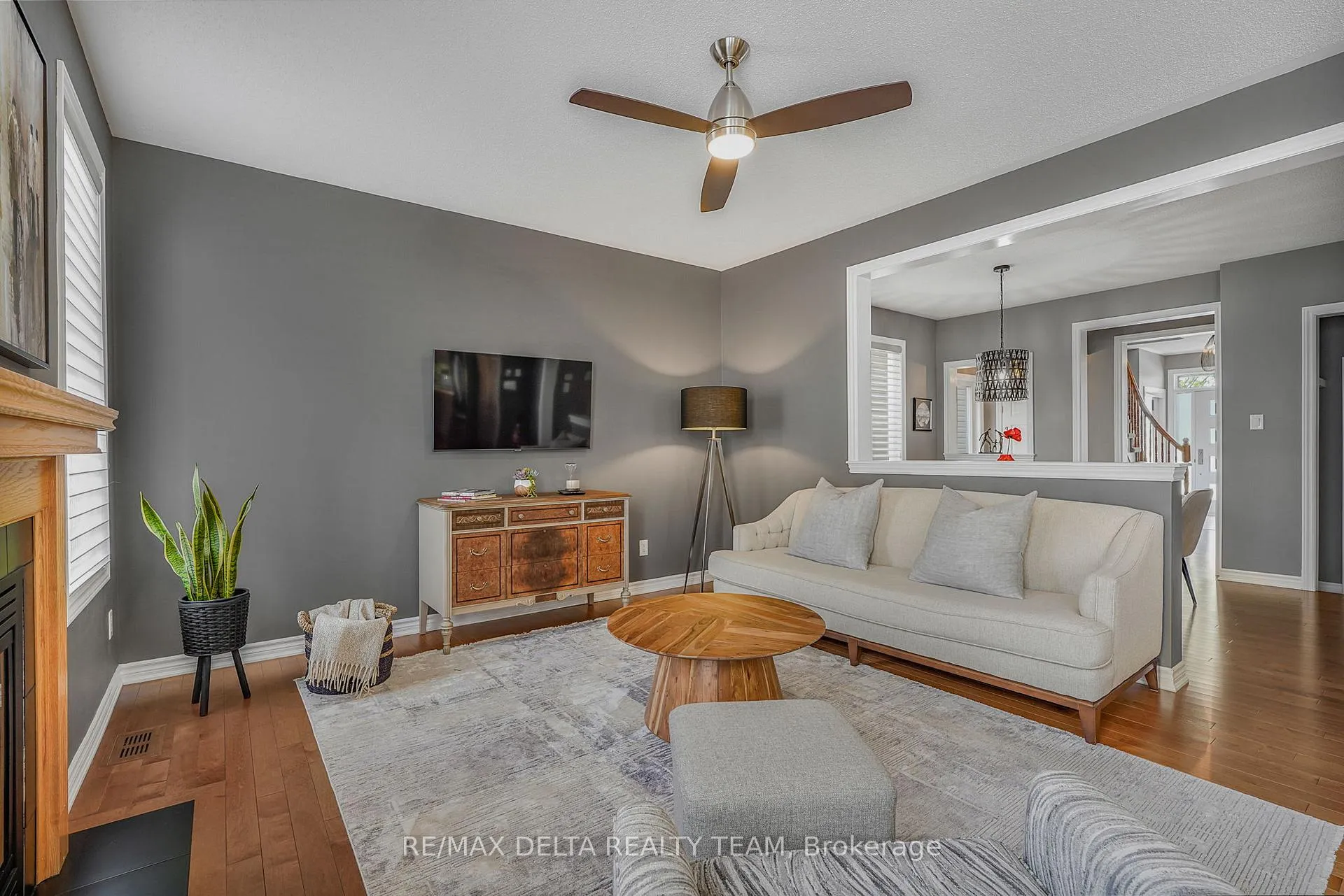 Photo 8 of 208 Serra Ridge, Ottawa, Notting Hill/Summerside — HOMEH