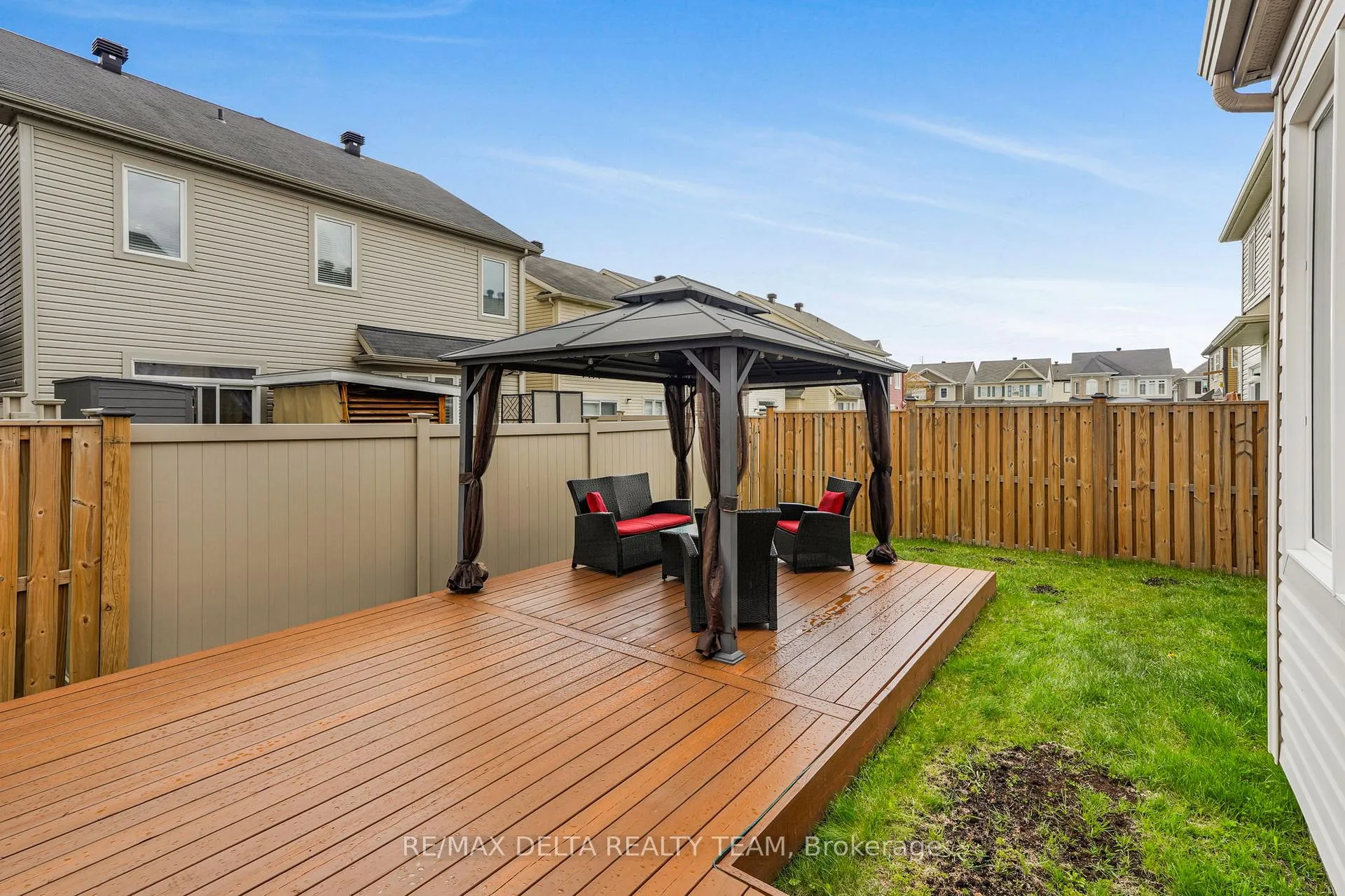 Photo 29 of 208 Serra Ridge, Ottawa, Notting Hill/Summerside — HOMEH