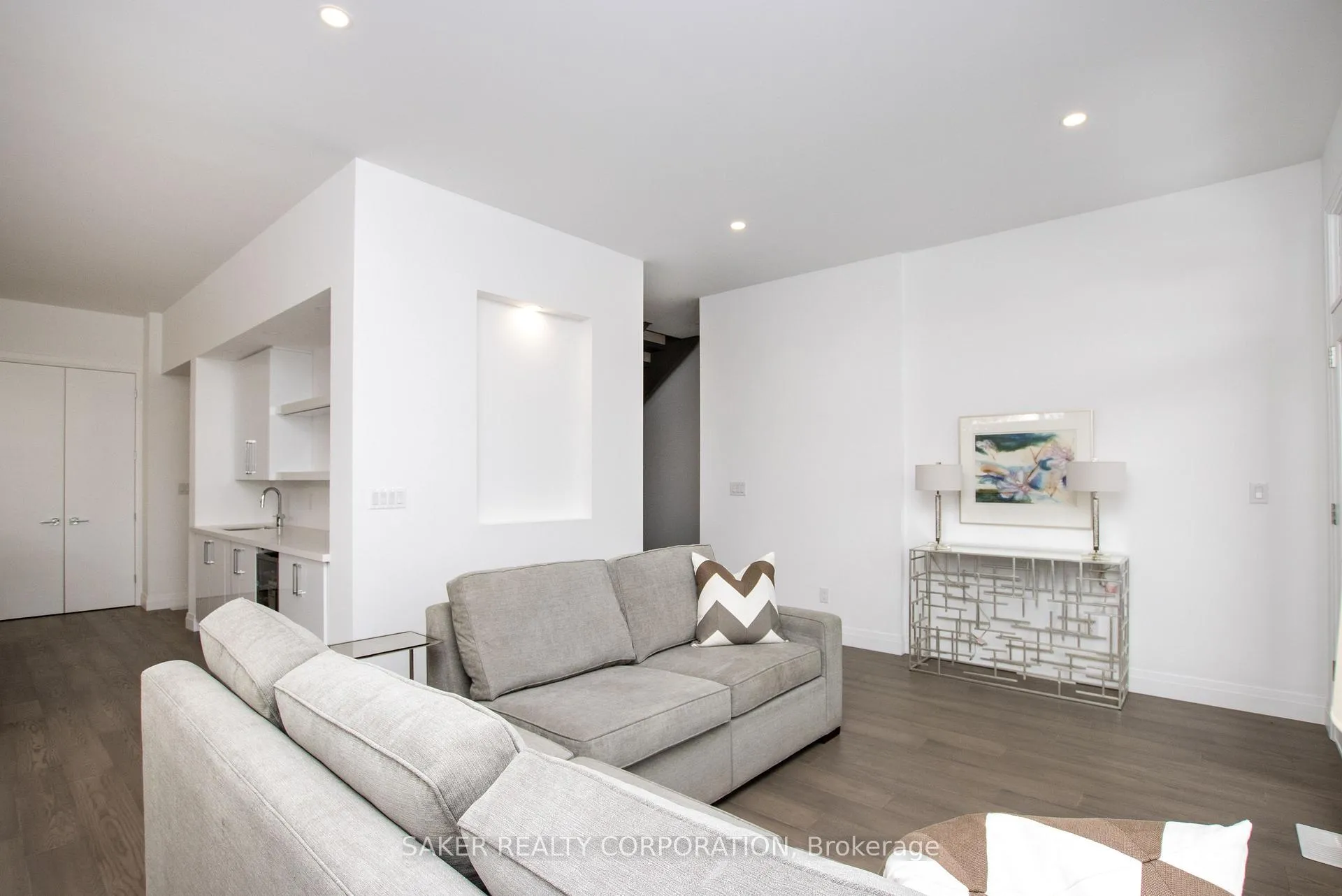 Photo 11 of Unit 11, 495 Oakridge Drive, London, North P — HOMEH