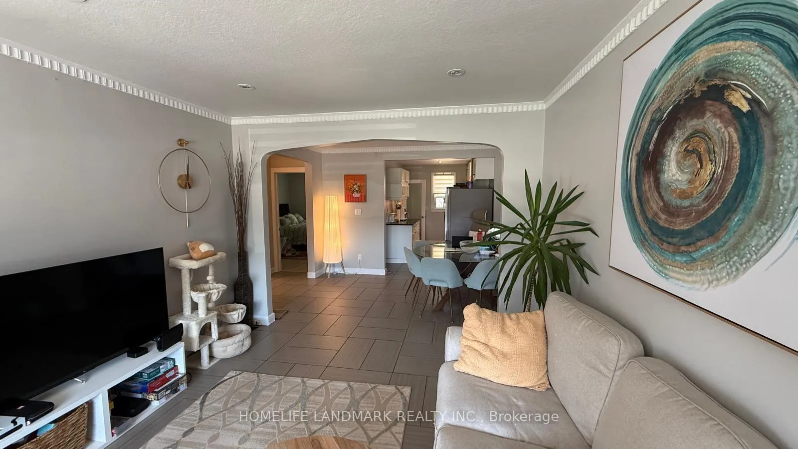 Photo 4 of 78 Yorkview Drive, Etobicoke, Stonegate-Queensway — HOMEH