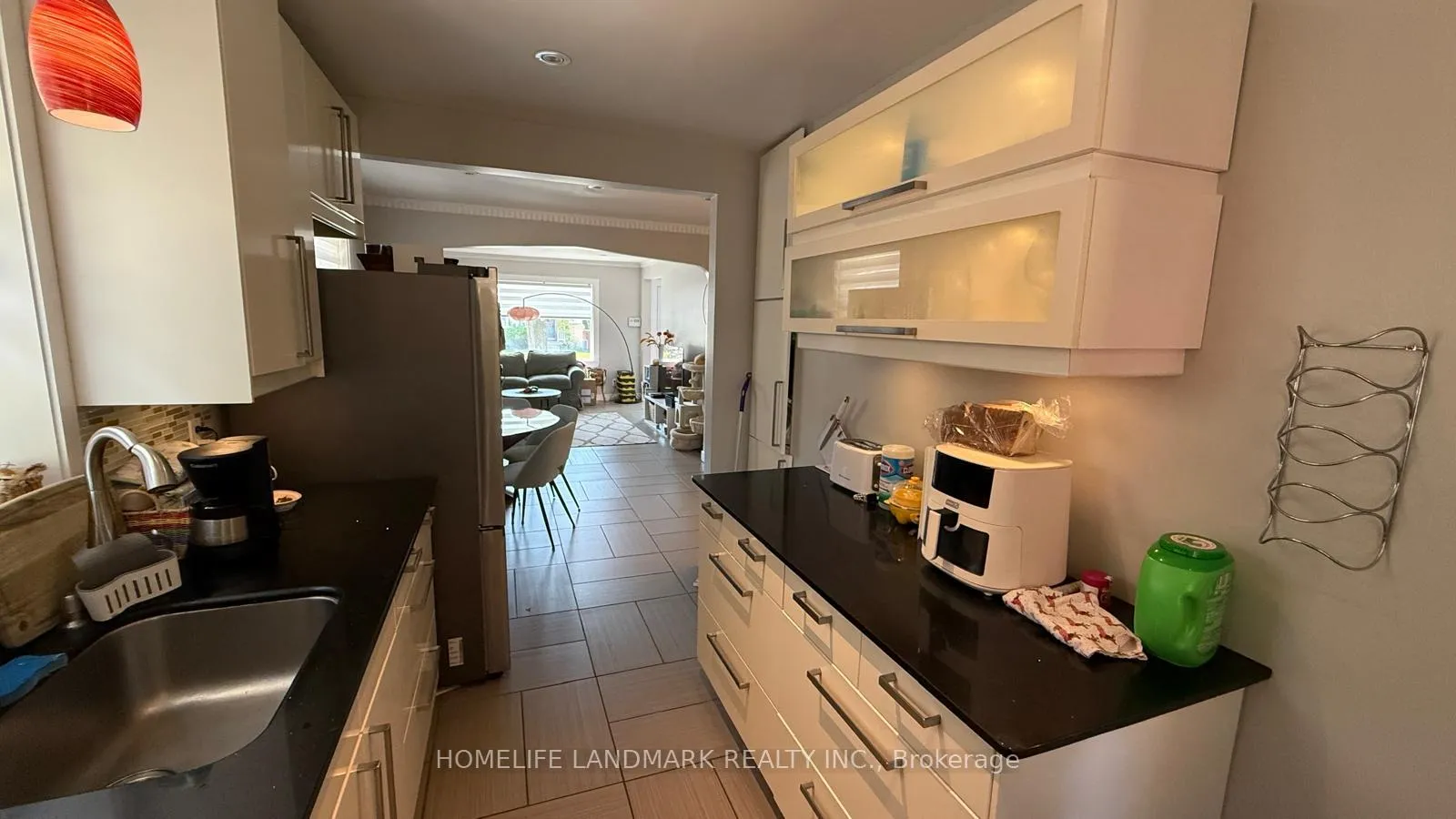 Photo 8 of 78 Yorkview Drive, Etobicoke, Stonegate-Queensway — HOMEH
