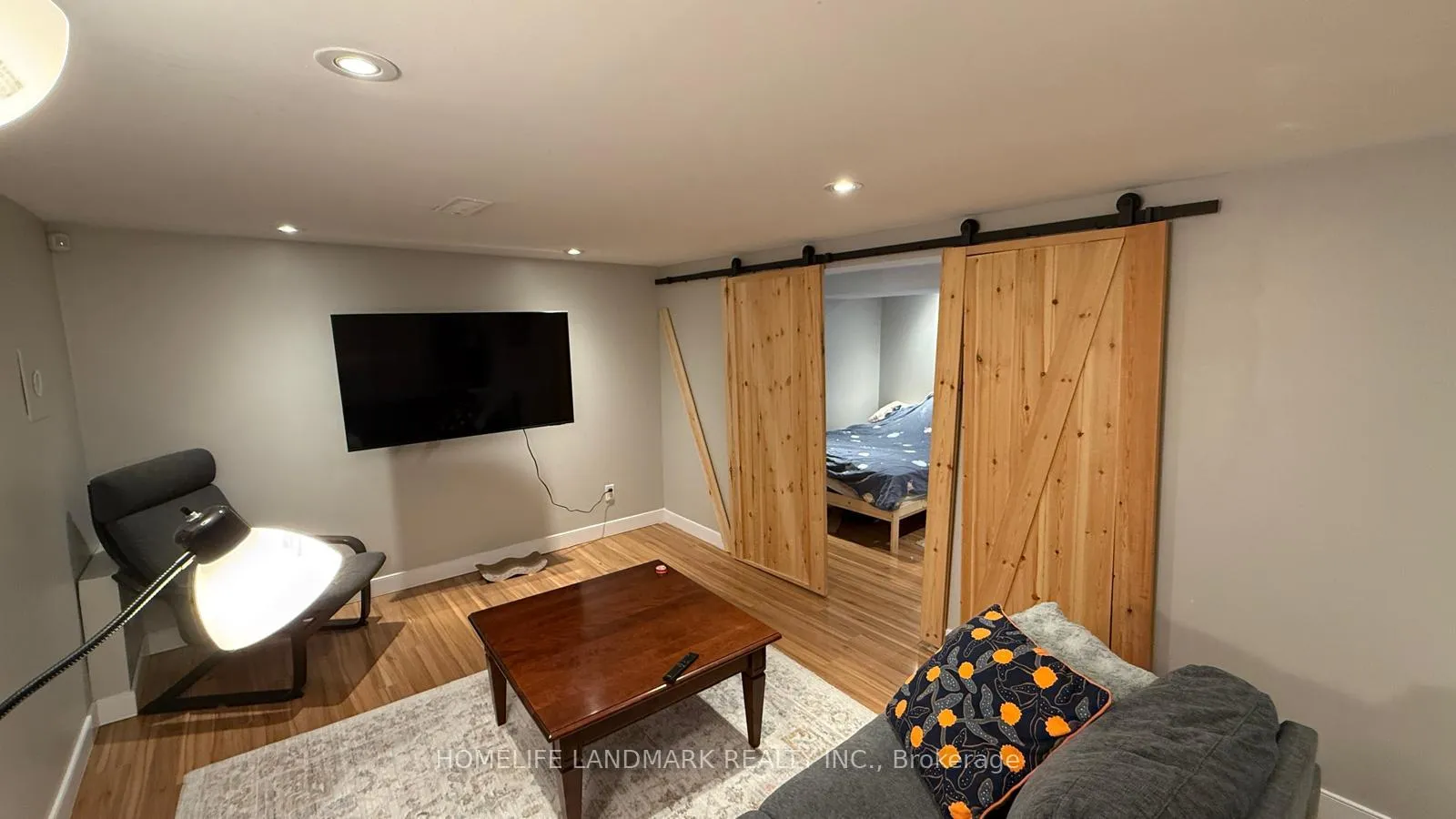 Photo 25 of 78 Yorkview Drive, Etobicoke, Stonegate-Queensway — HOMEH