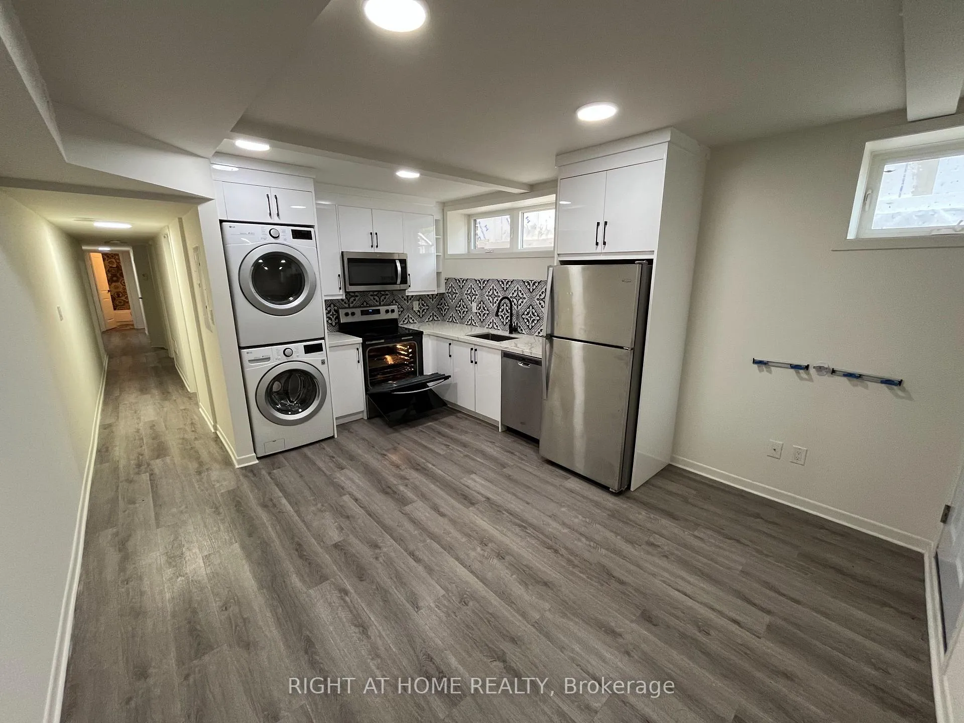 Photo 2 of Unit 1, 1258 Broadview Avenue, Toronto, Broadview North — HOMEH
