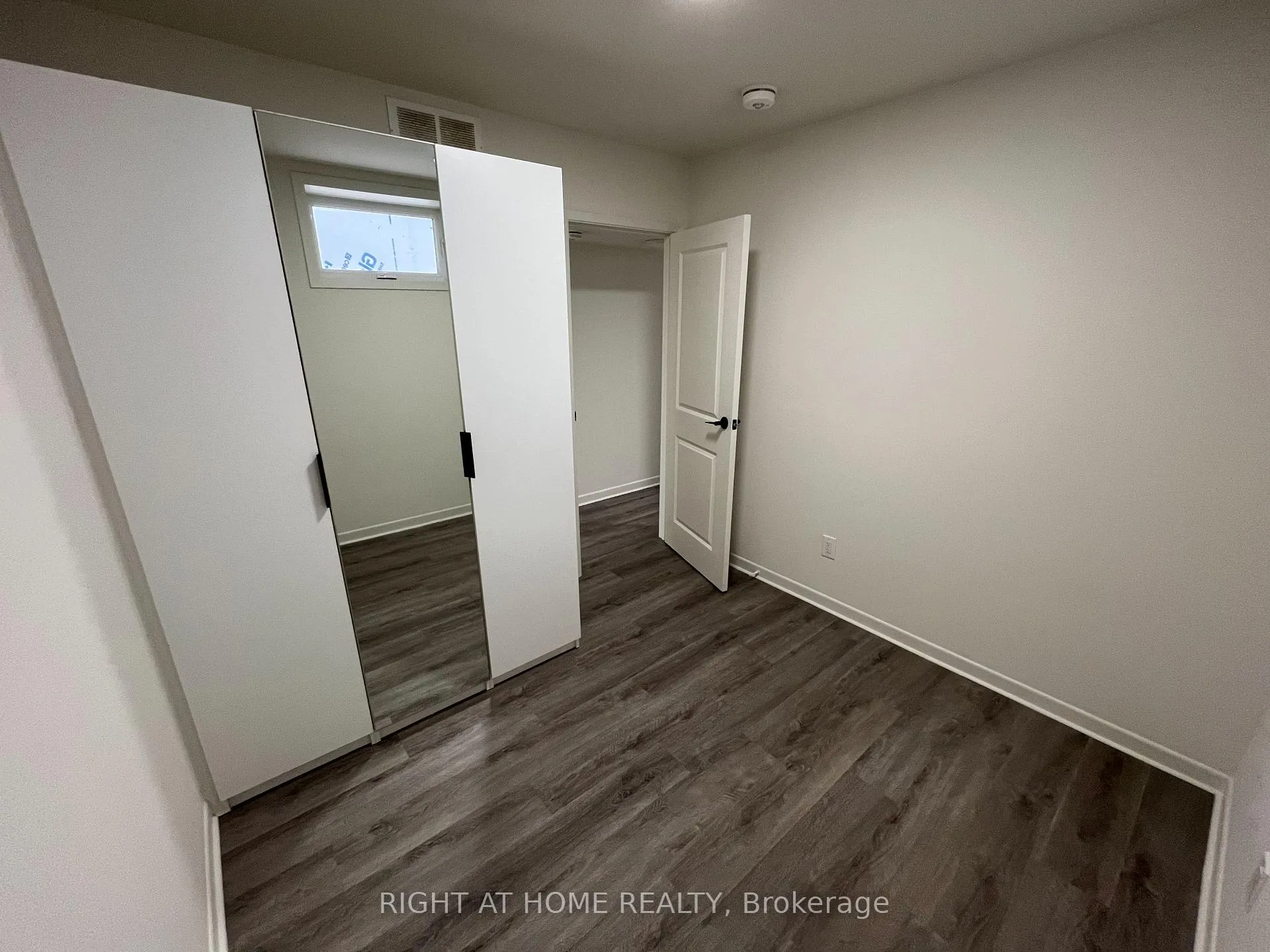 Photo 3 of Unit 1, 1258 Broadview Avenue, Toronto, Broadview North — HOMEH